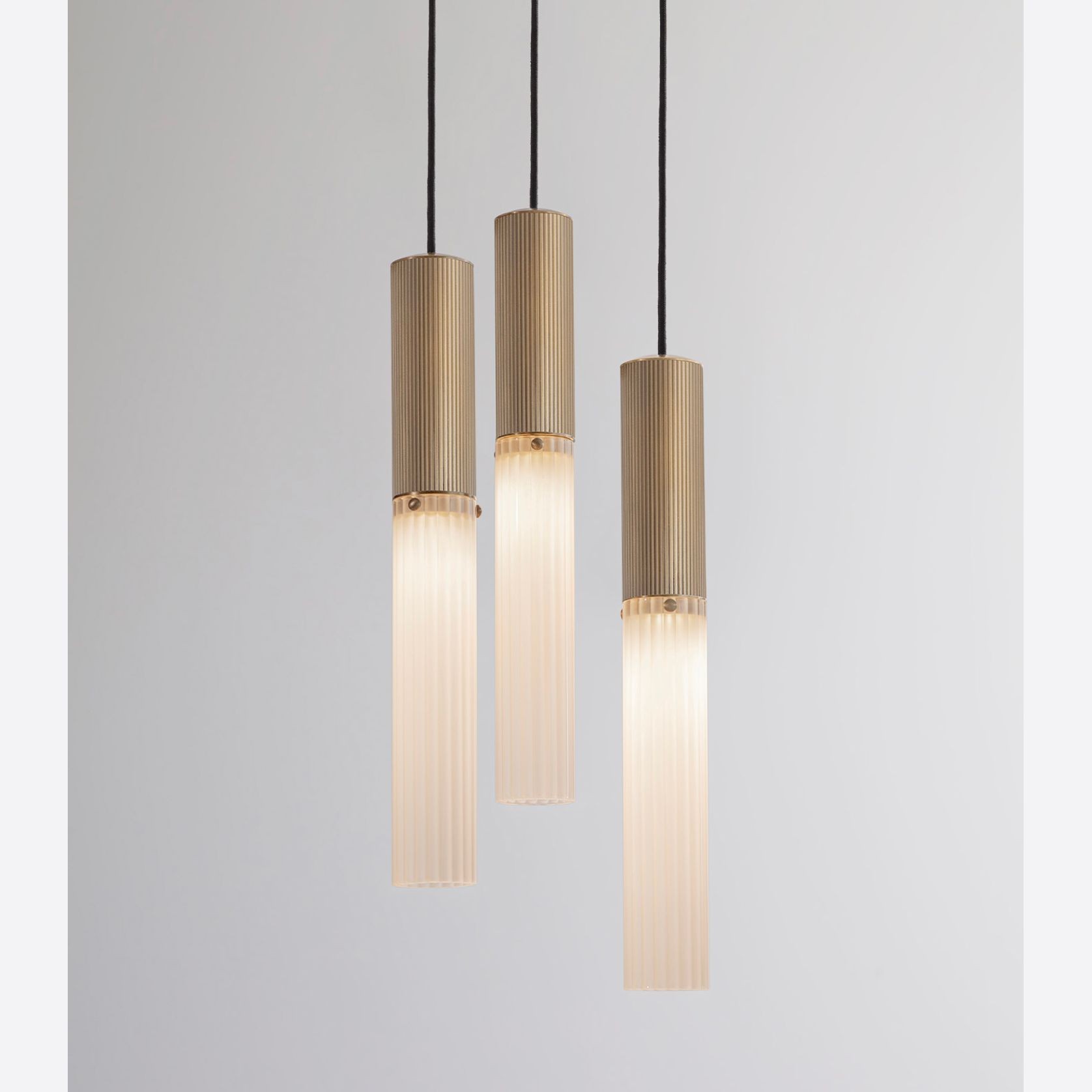 Flume Alabaster 3lt Pendant Light gallery detail image