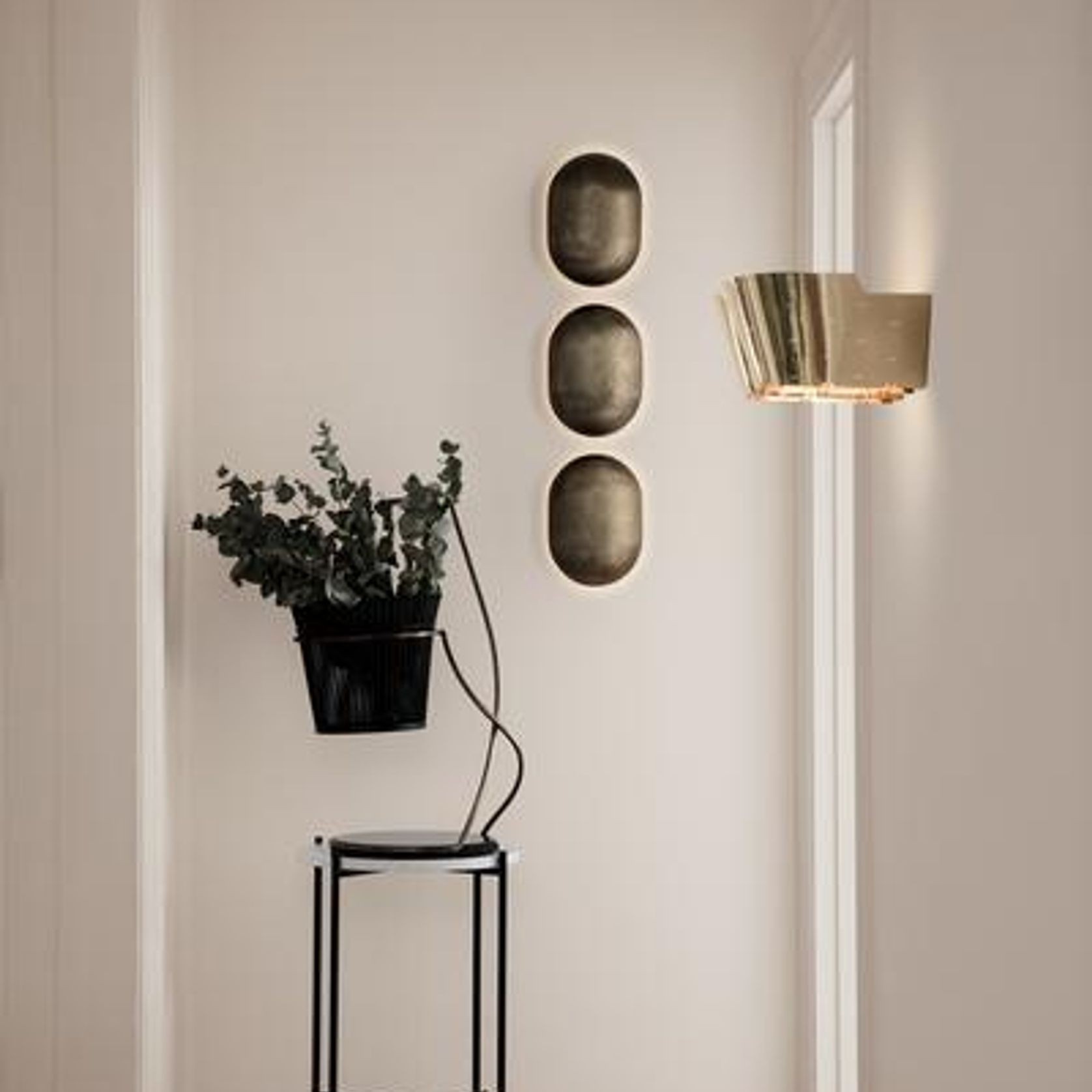 9464 Wall Lamp gallery detail image