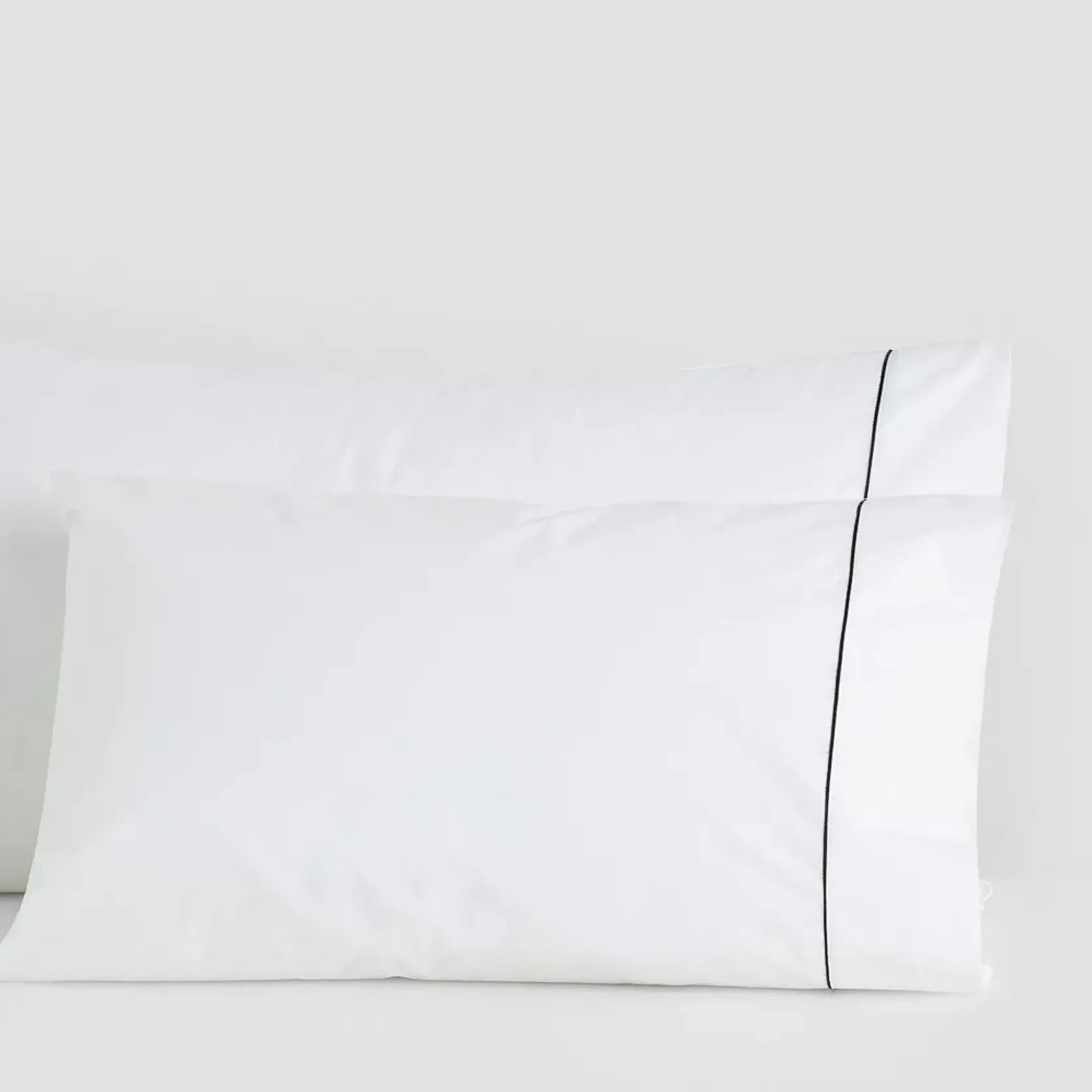Cotton Percale Pillow Cases with Piping gallery detail image