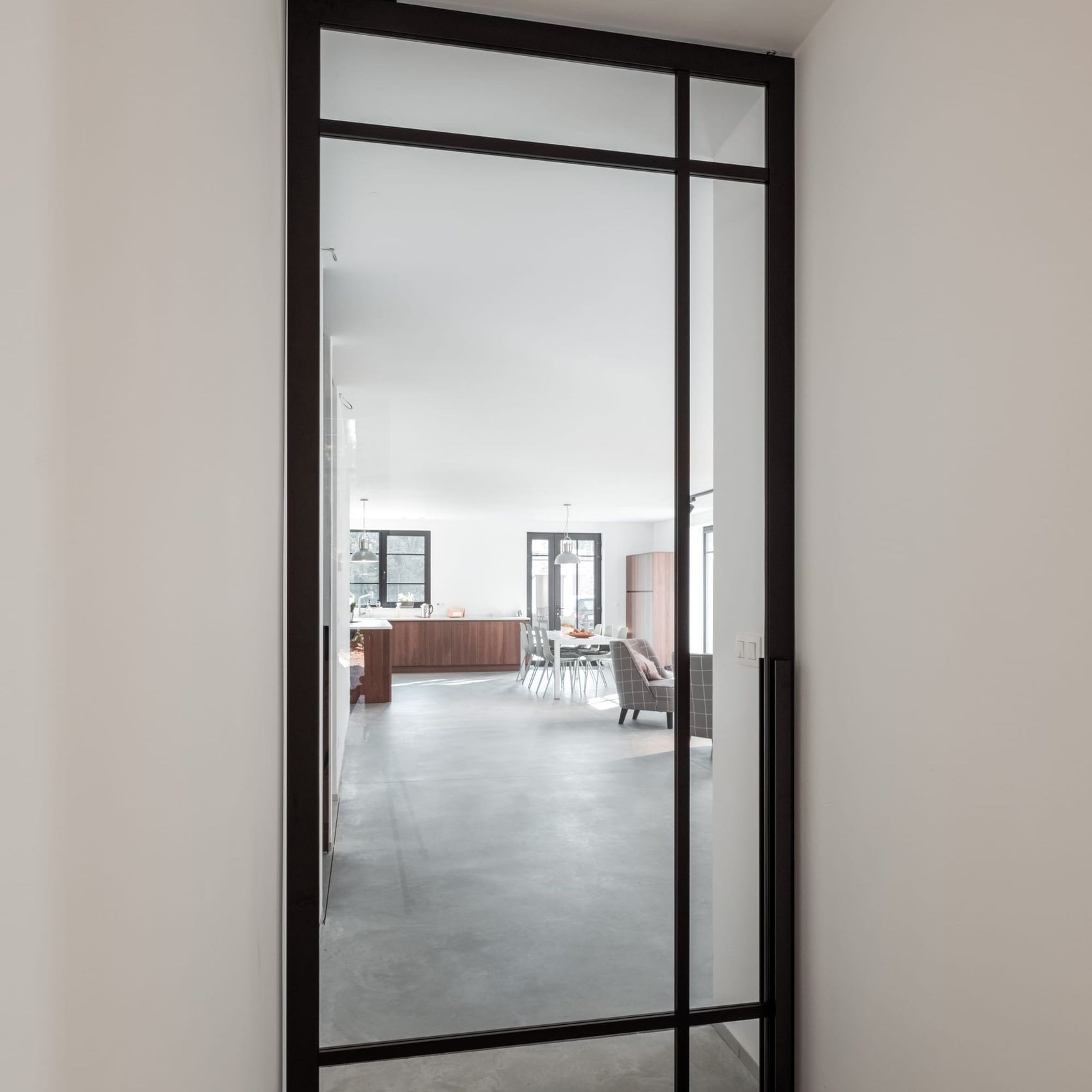 Urbane Pivot and Sliding Doors gallery detail image