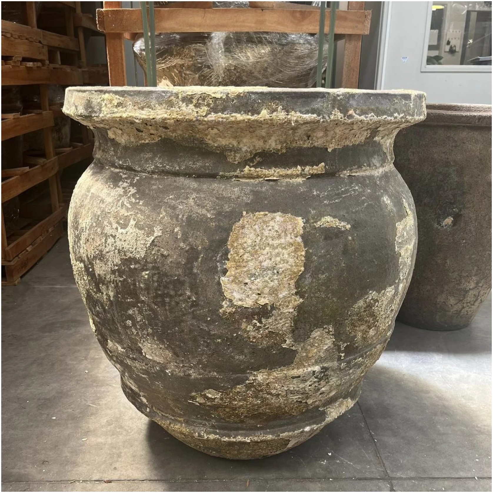 Atlantis - Athos Planter gallery detail image