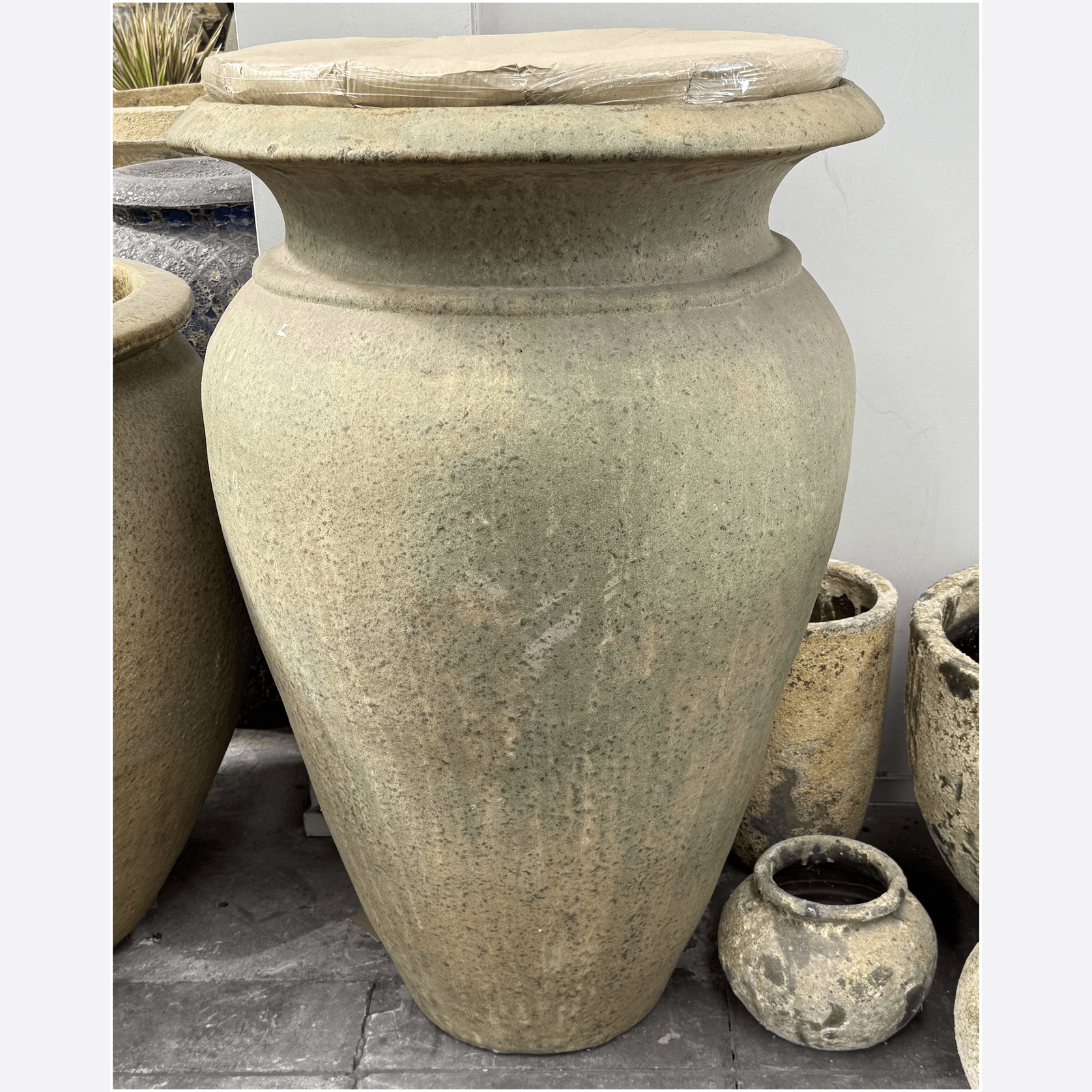 Atlantis - Pharaoh Jar gallery detail image