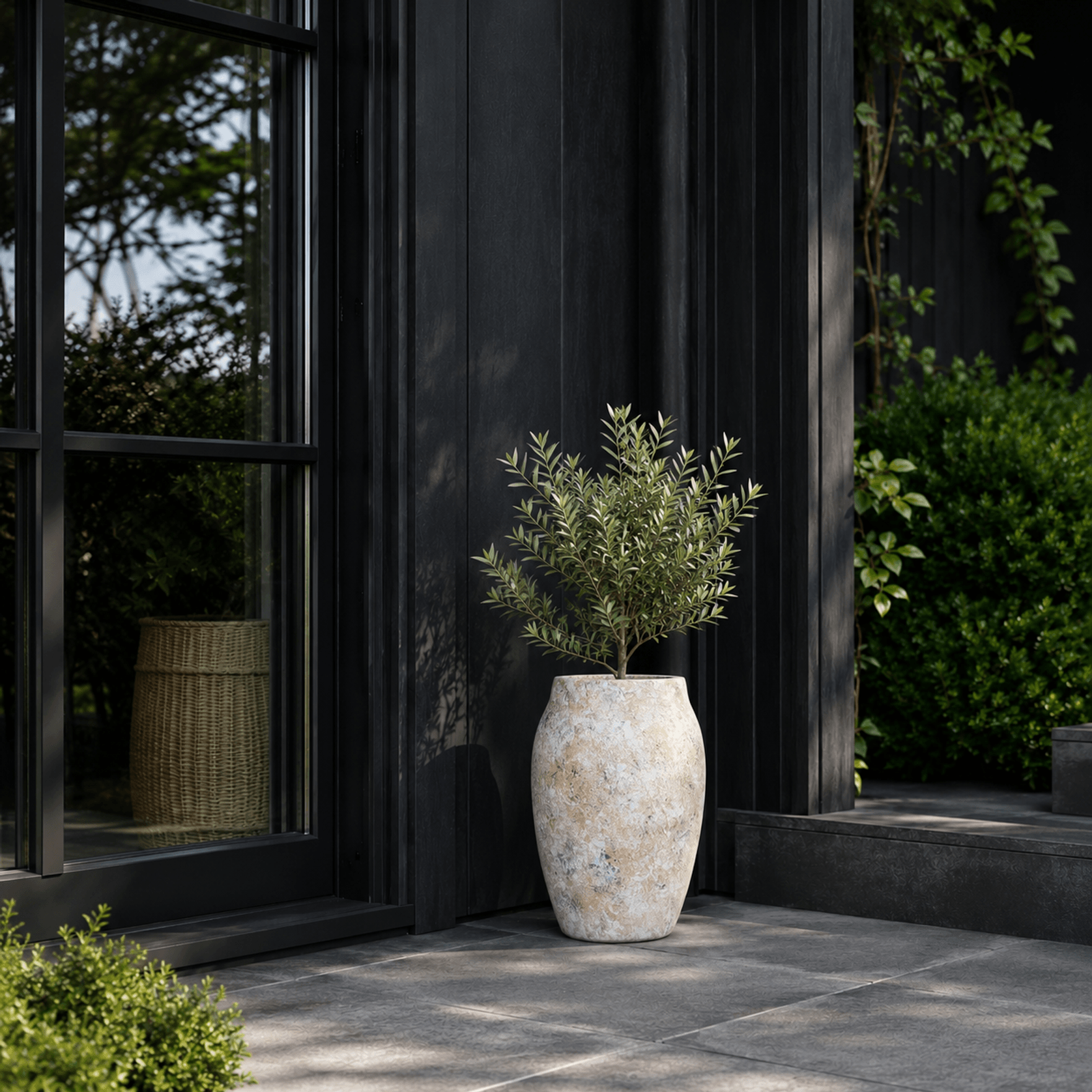 Stature Planter gallery detail image
