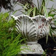 Acanthus Urn gallery detail image