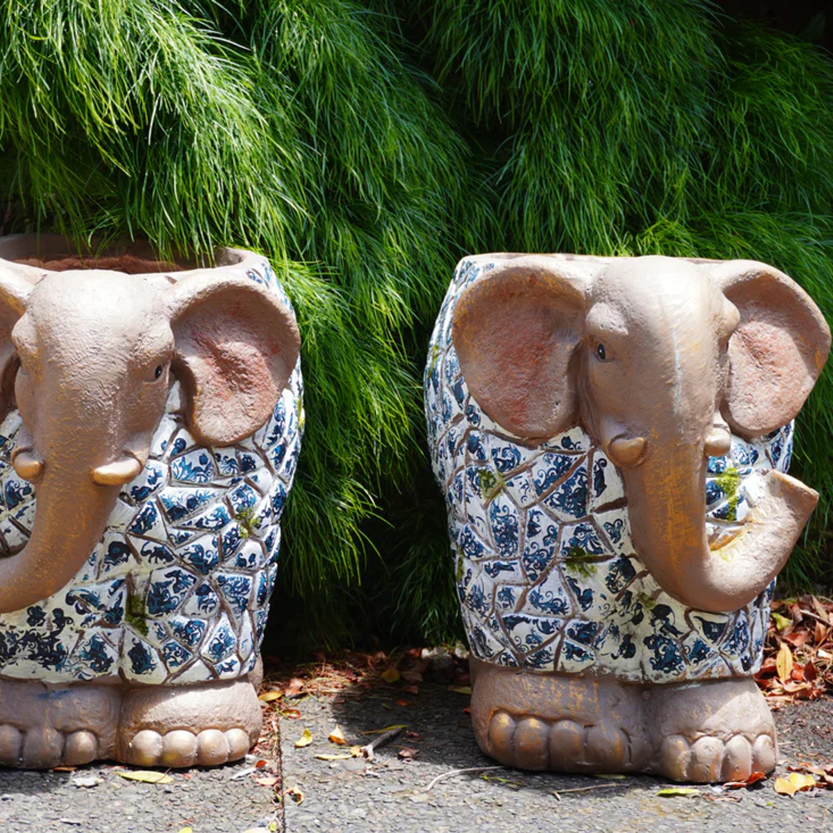 Golden Mosaic Elephant Pot gallery detail image