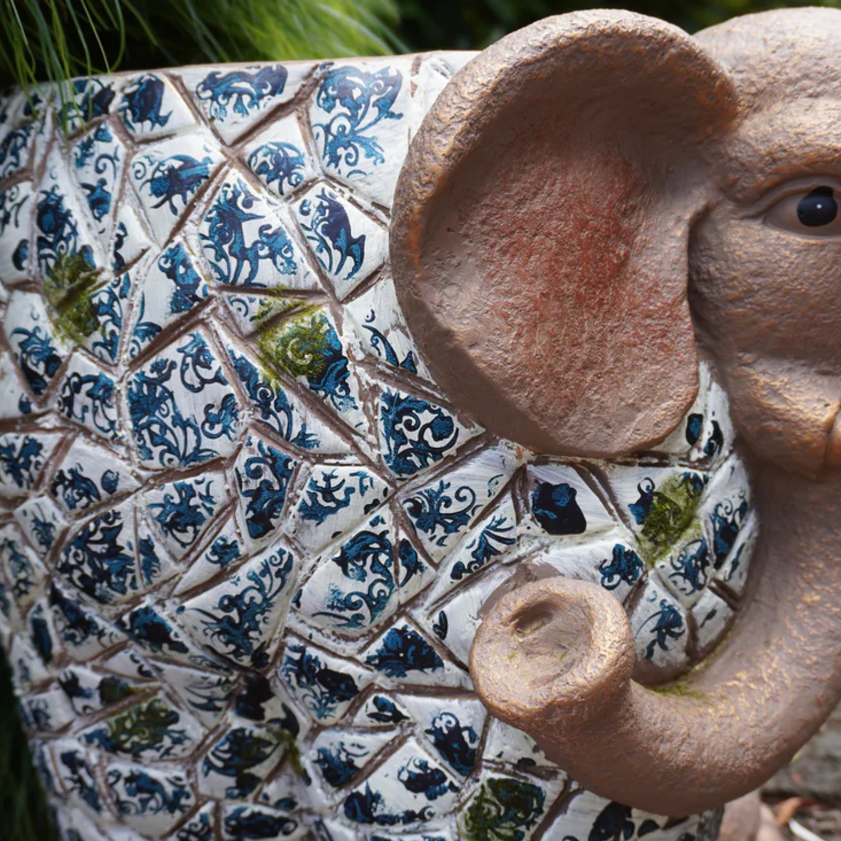 Golden Mosaic Elephant Pot gallery detail image