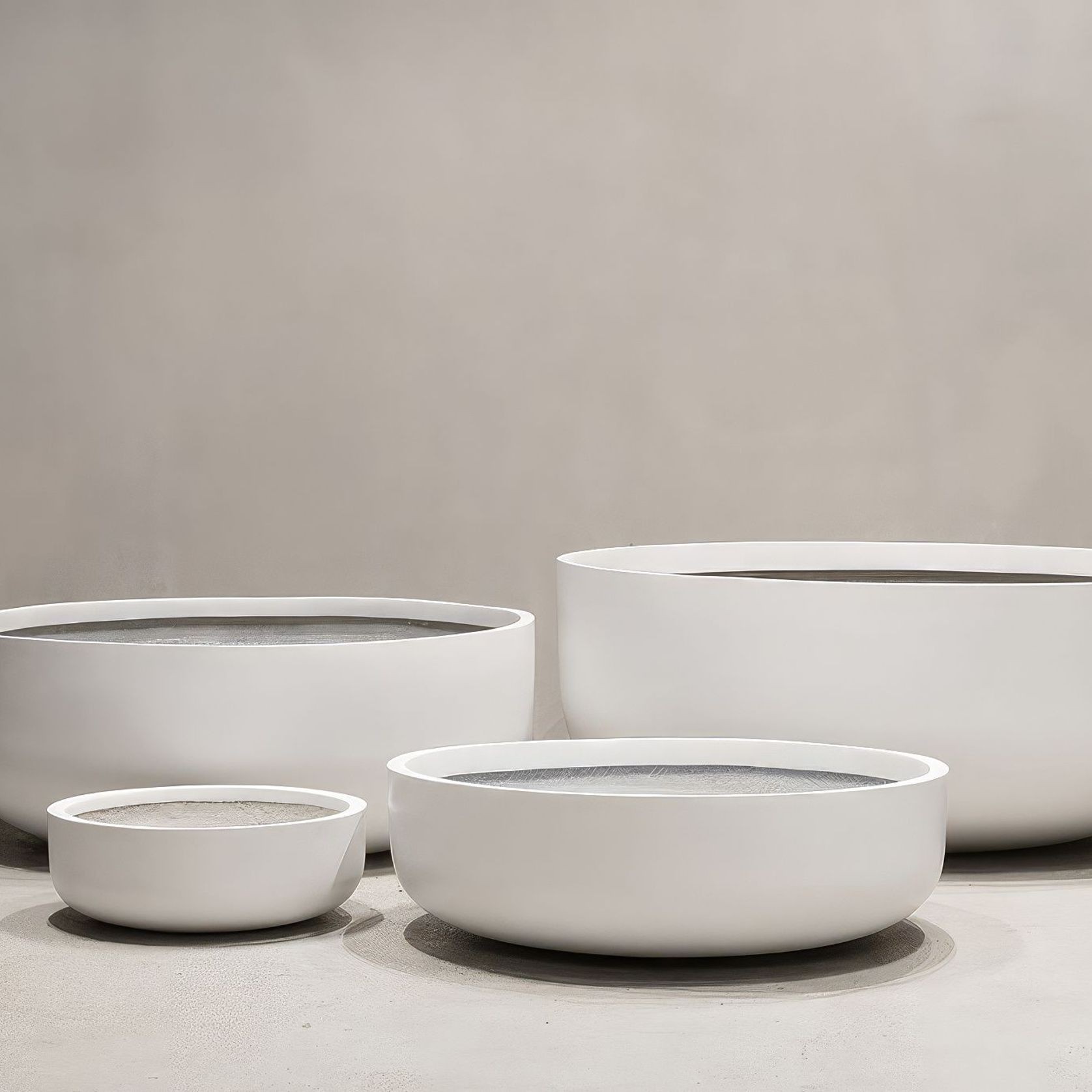 Hibernate 92 Degrees Low Bowl - Salt gallery detail image