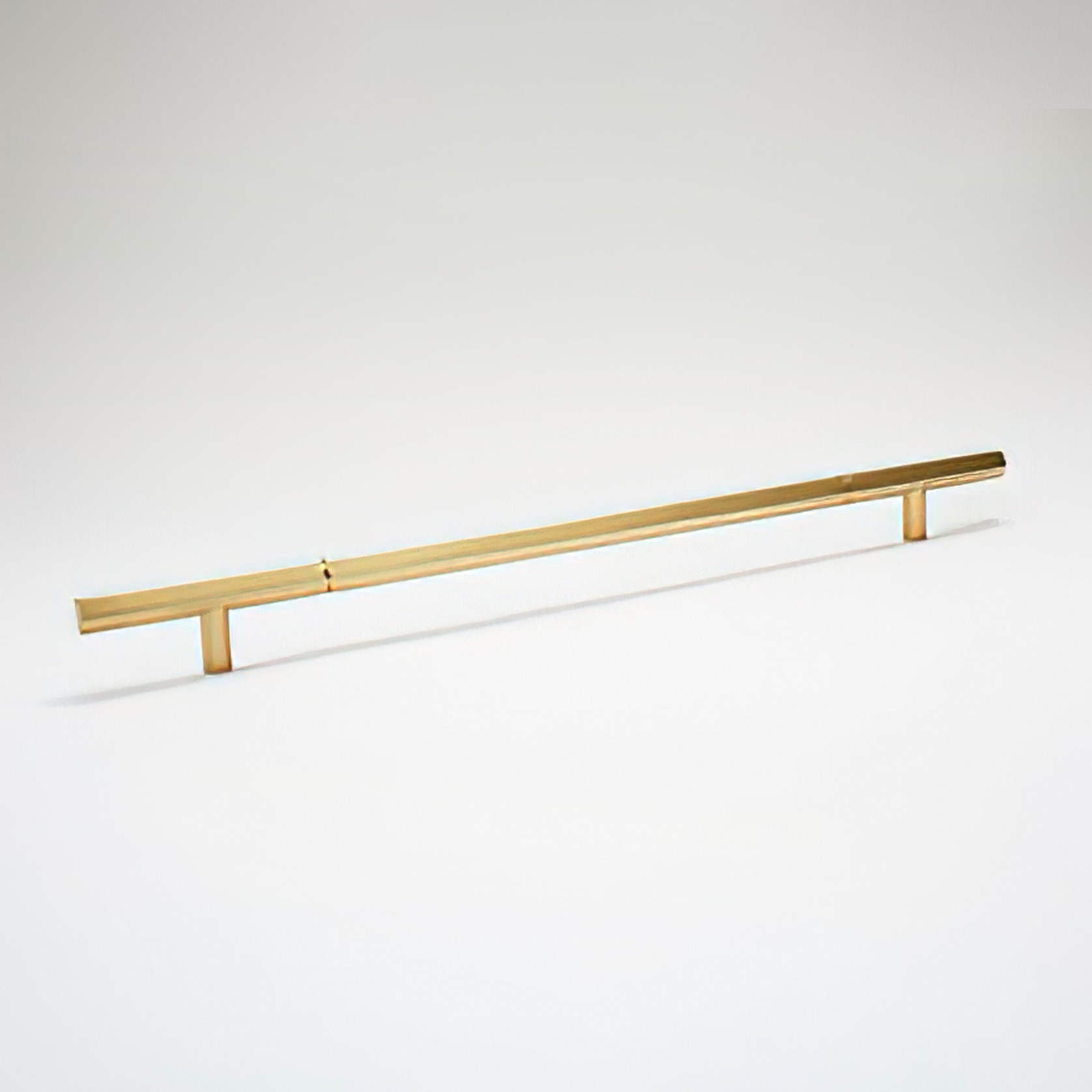 Facet 01L18 gallery detail image