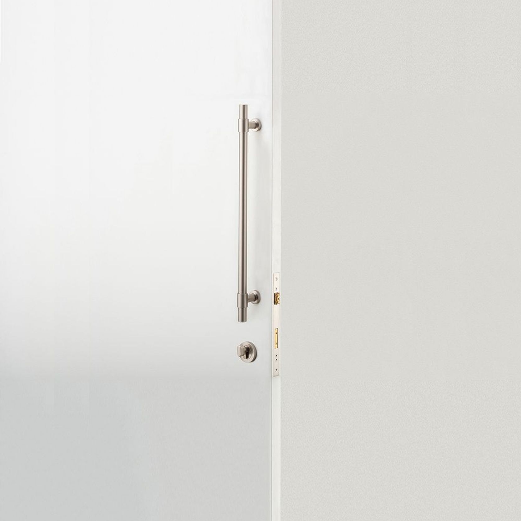 Iver Brunswick Door Pull Handle Entrance Kit Key/Thumb gallery detail image
