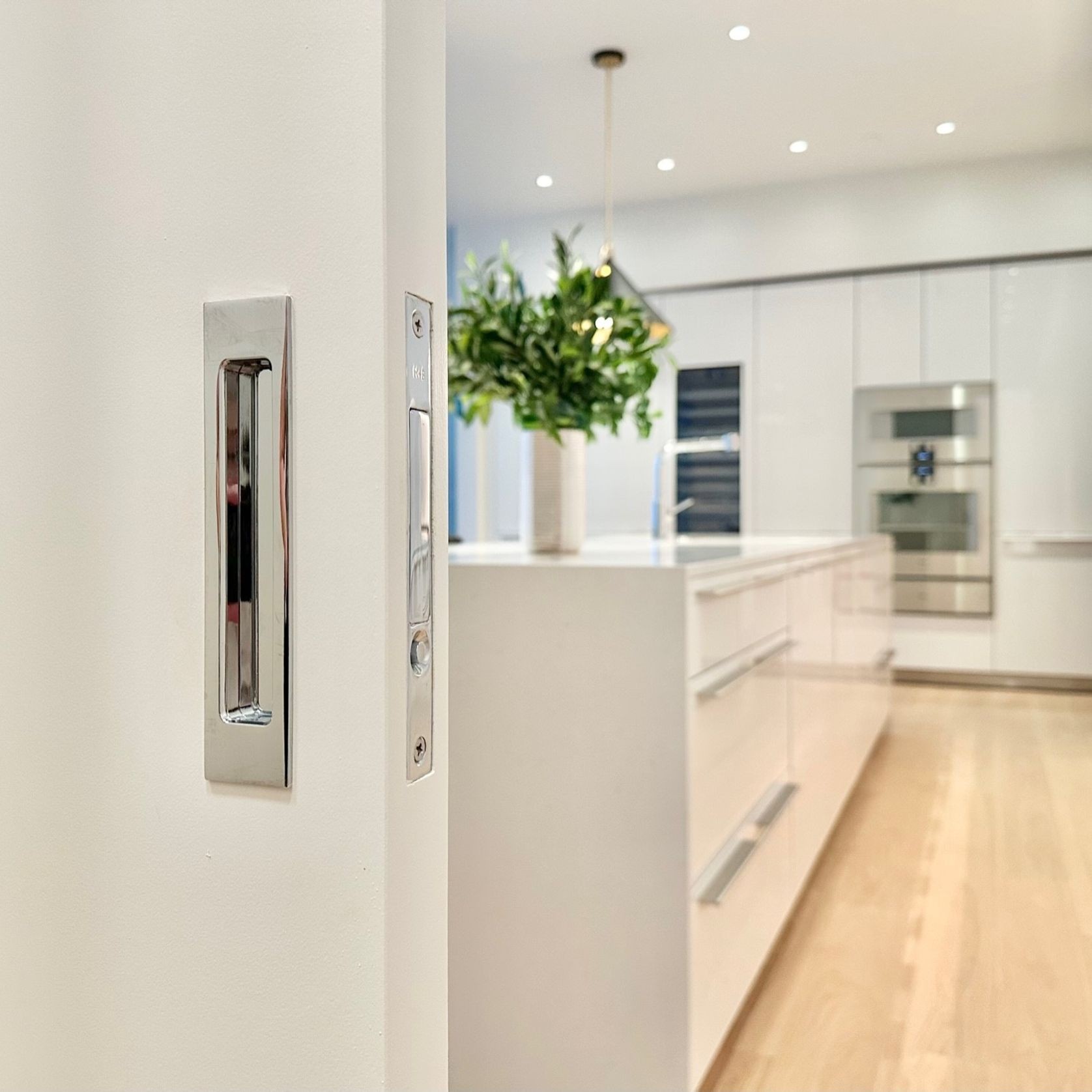 Flush Pull Series gallery detail image