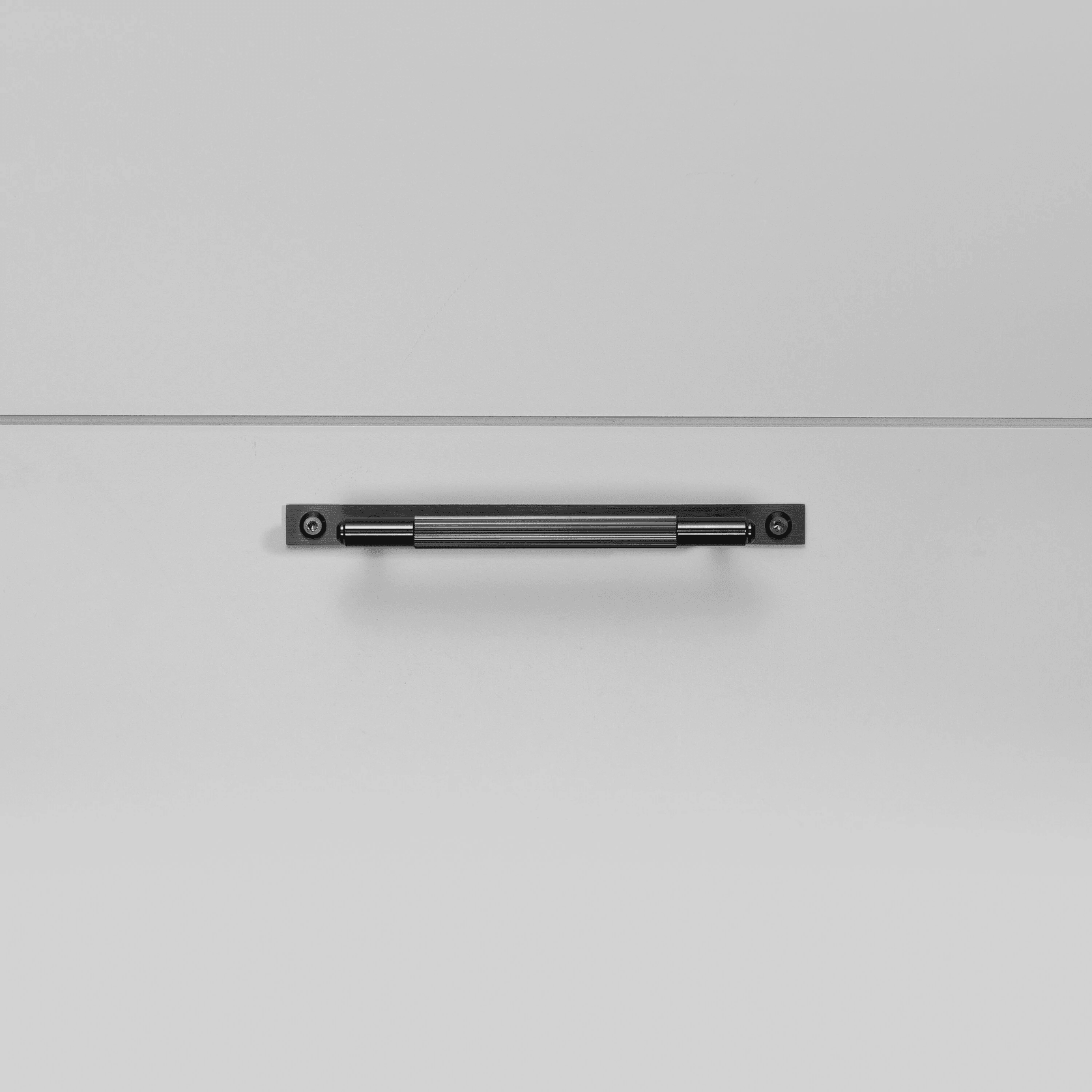 Buster & Punch / Linear / Pull Bar / Plate gallery detail image