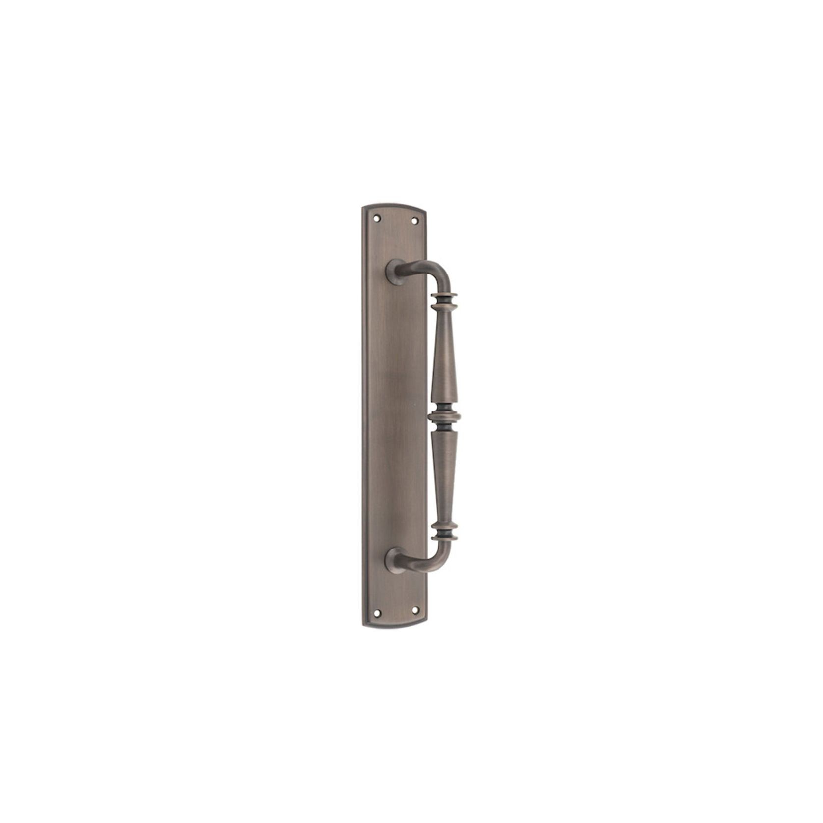 Sarlat Pull Handle on Backplate gallery detail image