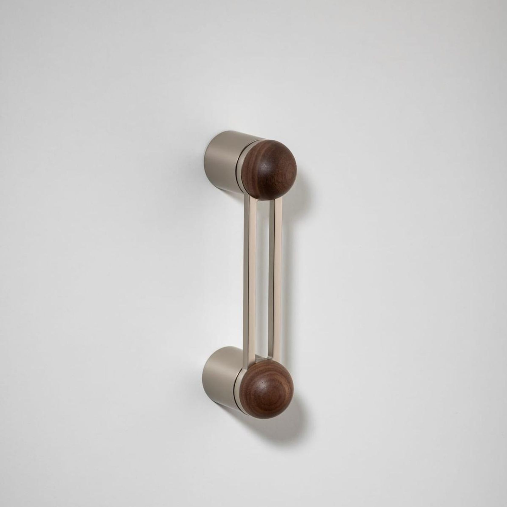 H04 Pull Handle Short gallery detail image