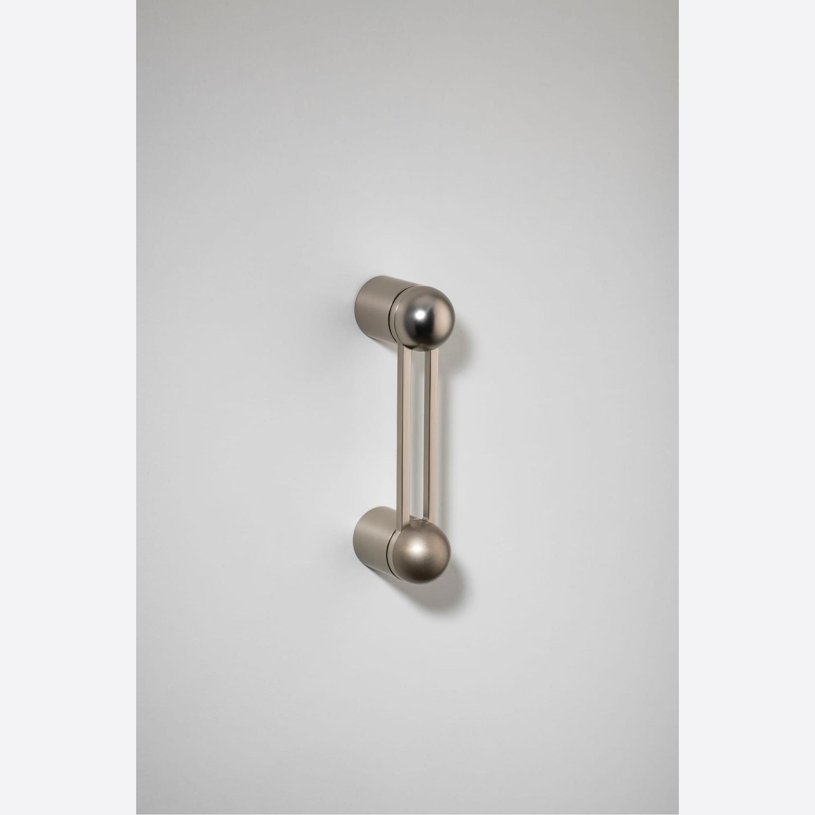 H04 Pull Handle Short gallery detail image