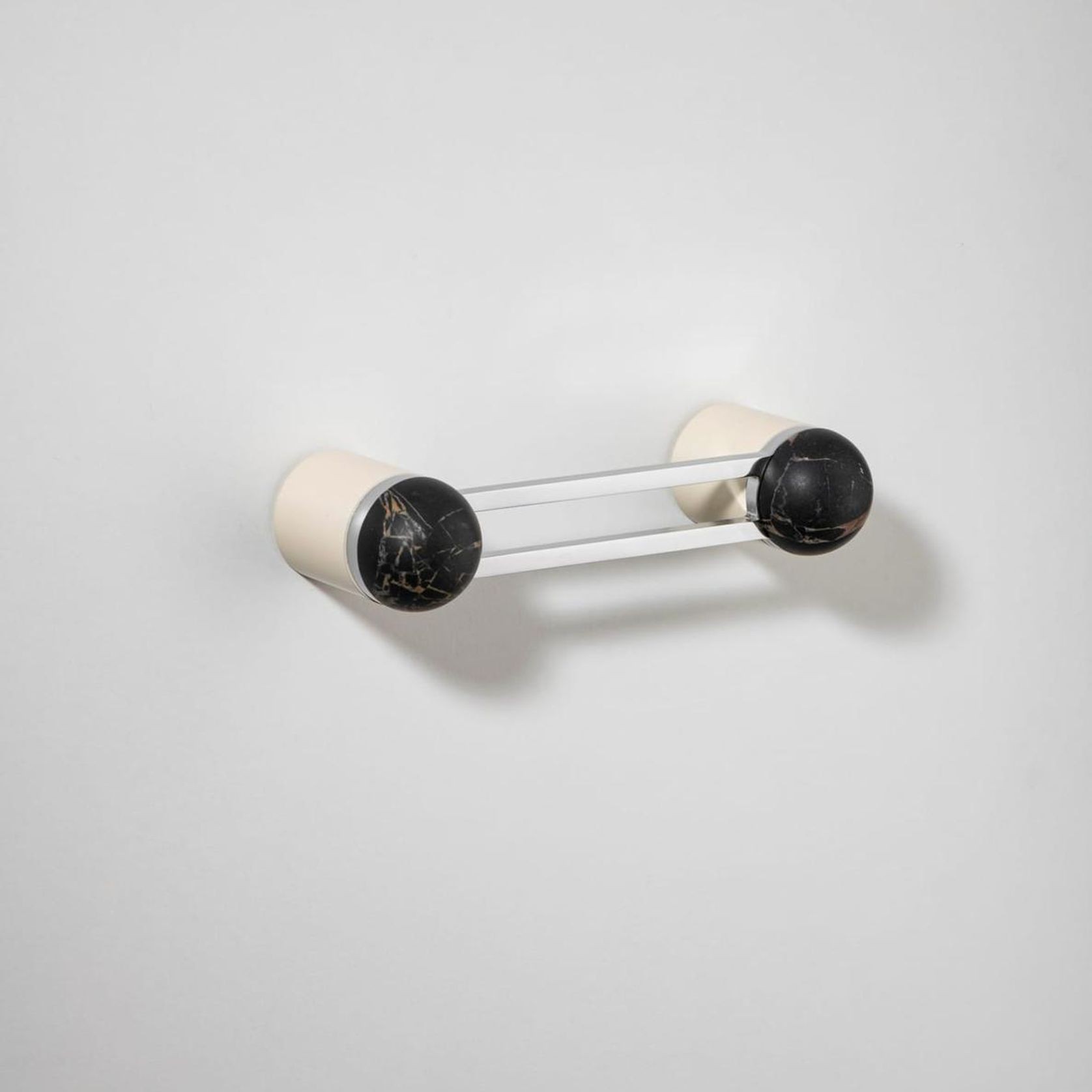 H04 Pull Handle Short gallery detail image