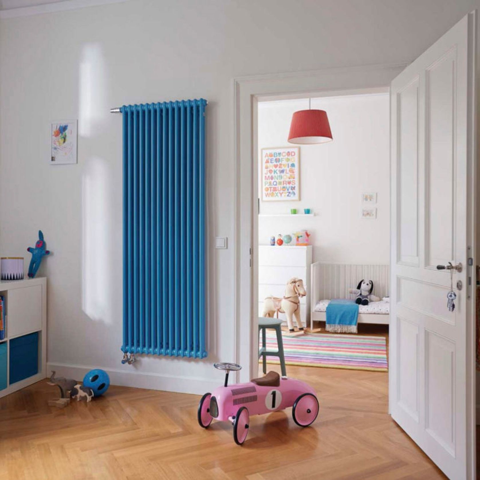 Zehnder Charleston - Hydronic Radiator gallery detail image