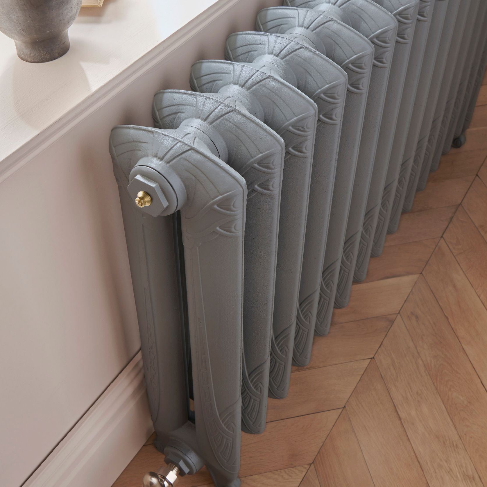 Paladin Gatsby Cast Iron Radiator (5~12 sections) gallery detail image