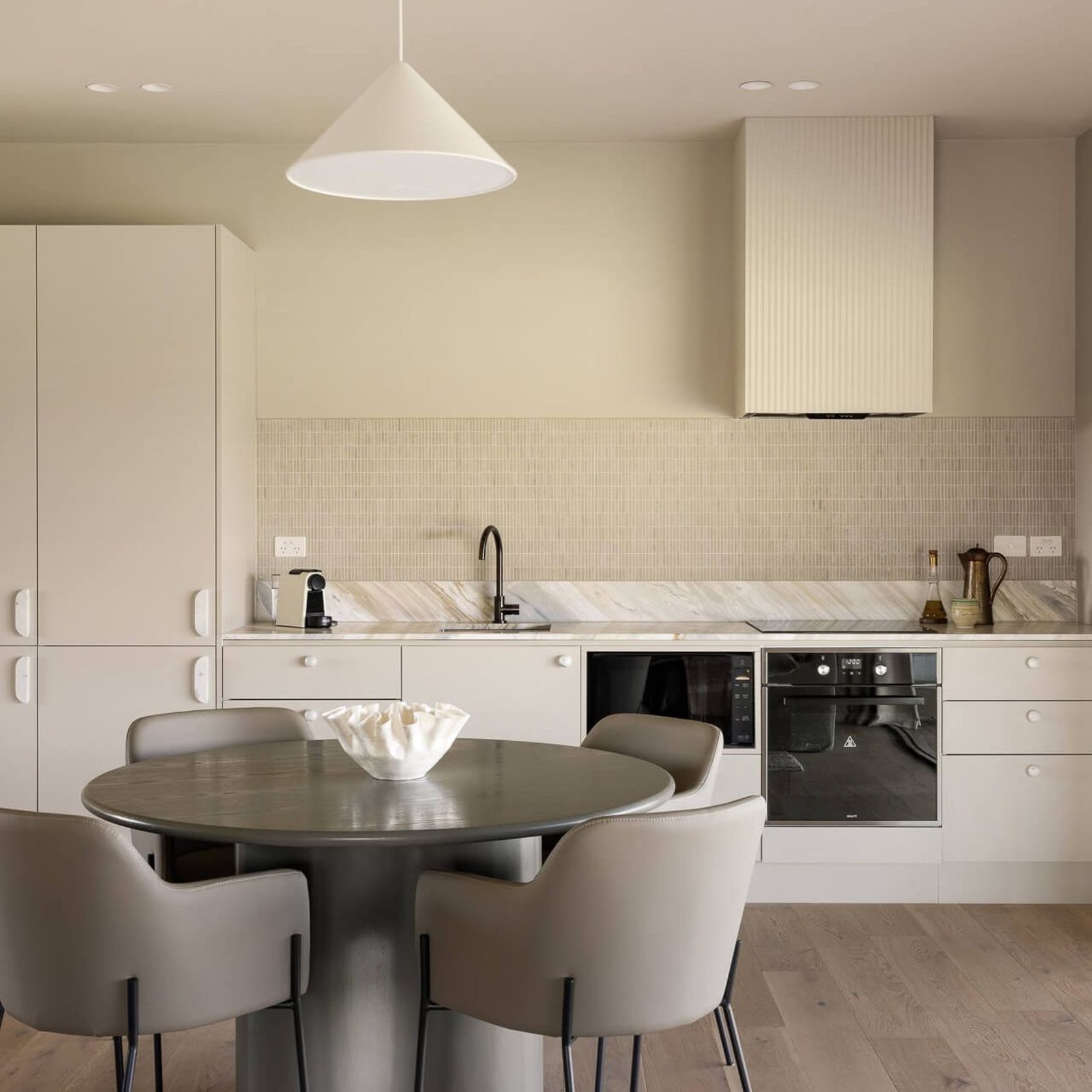 Silent Black Undermount Rangehood 900mm - UM1170-6BS gallery detail image