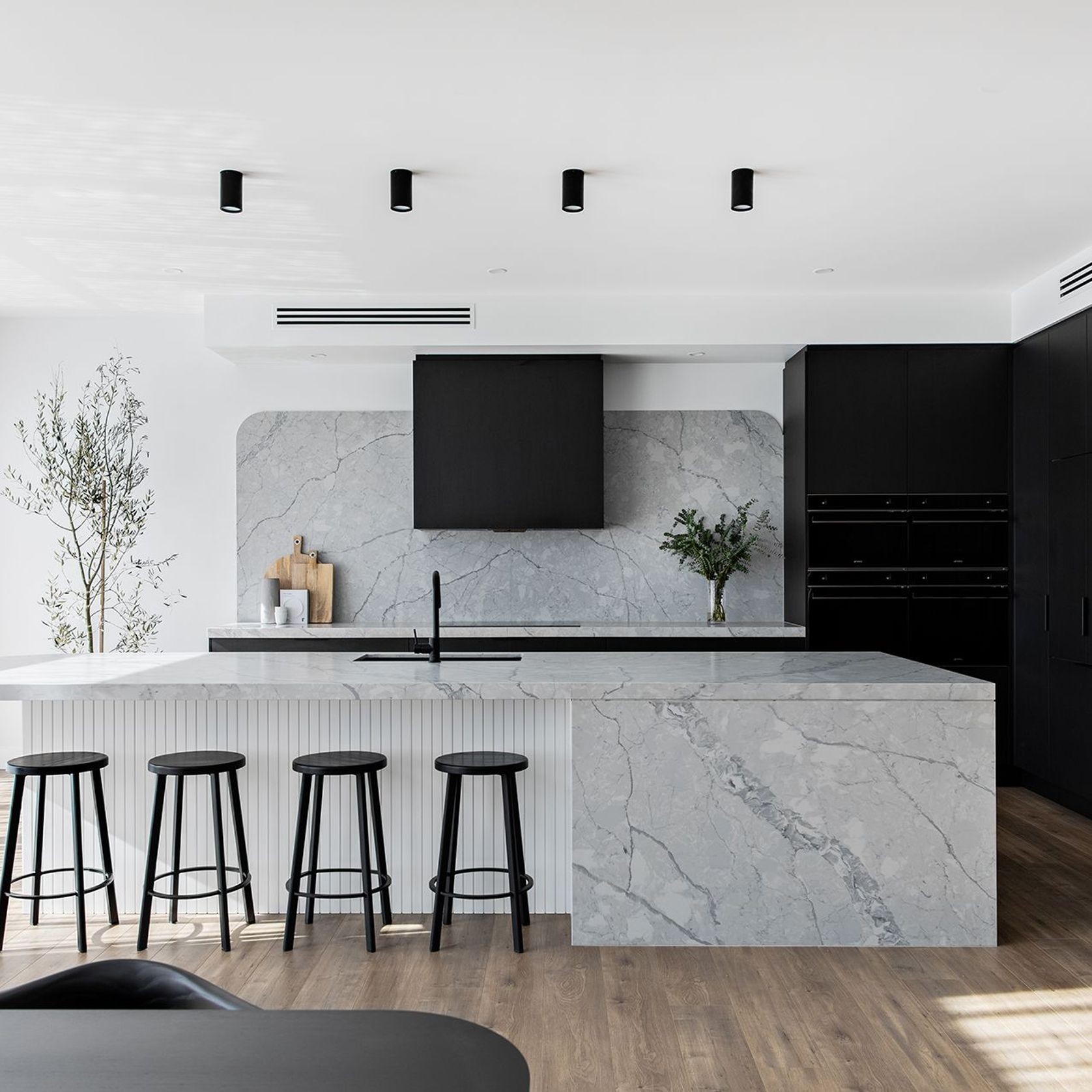 Silent Undermount Rangehood 900mm - UM1170-9S gallery detail image