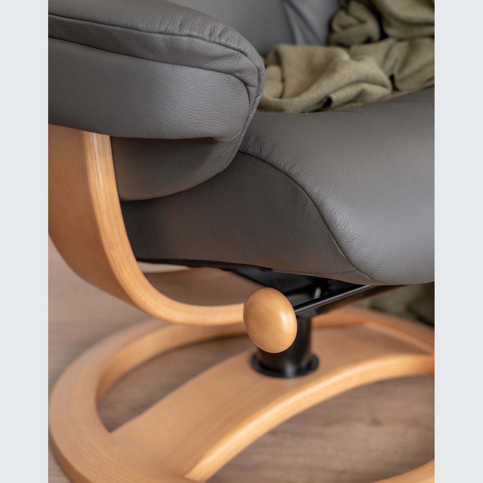 Nordic 60 Recliner gallery detail image