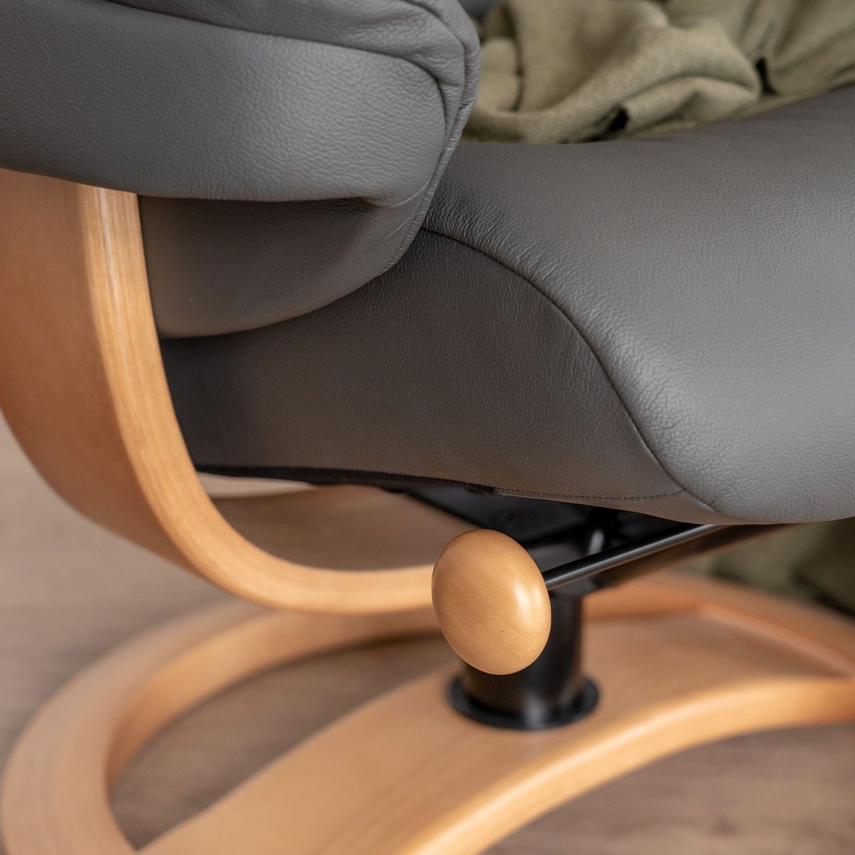 Nordic 60 Recliner gallery detail image