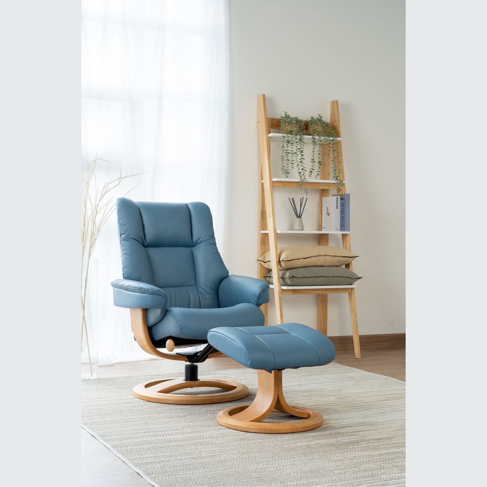 Nordic 60 Recliner gallery detail image