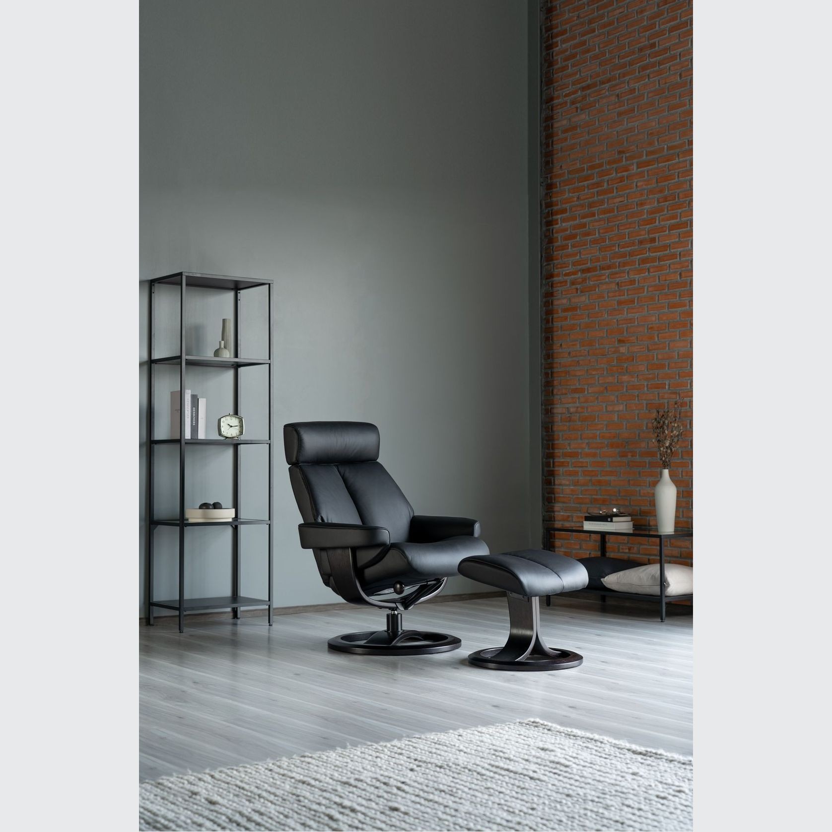 Nordic 85 Recliner gallery detail image