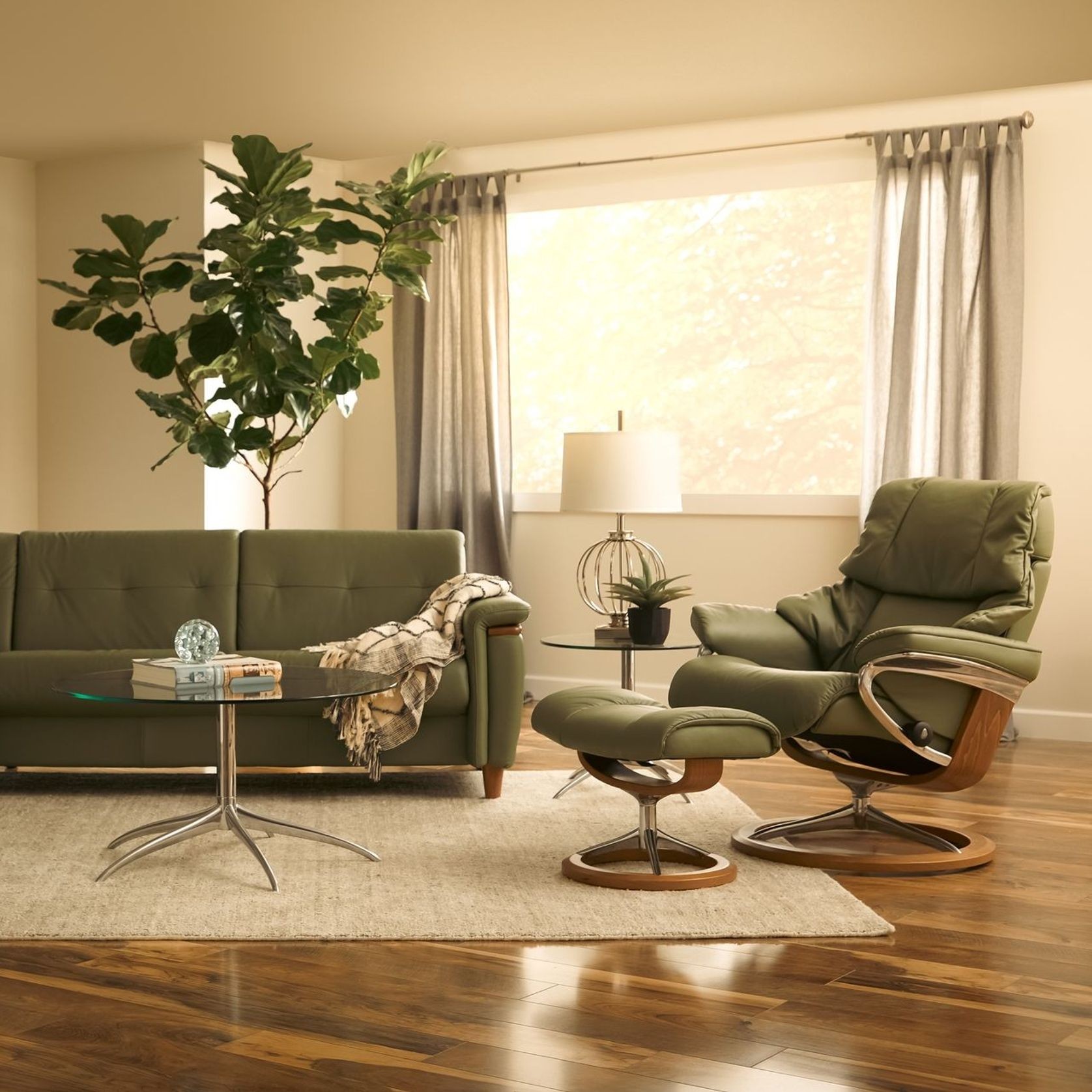 Stressless® Reno Classic Recliner gallery detail image