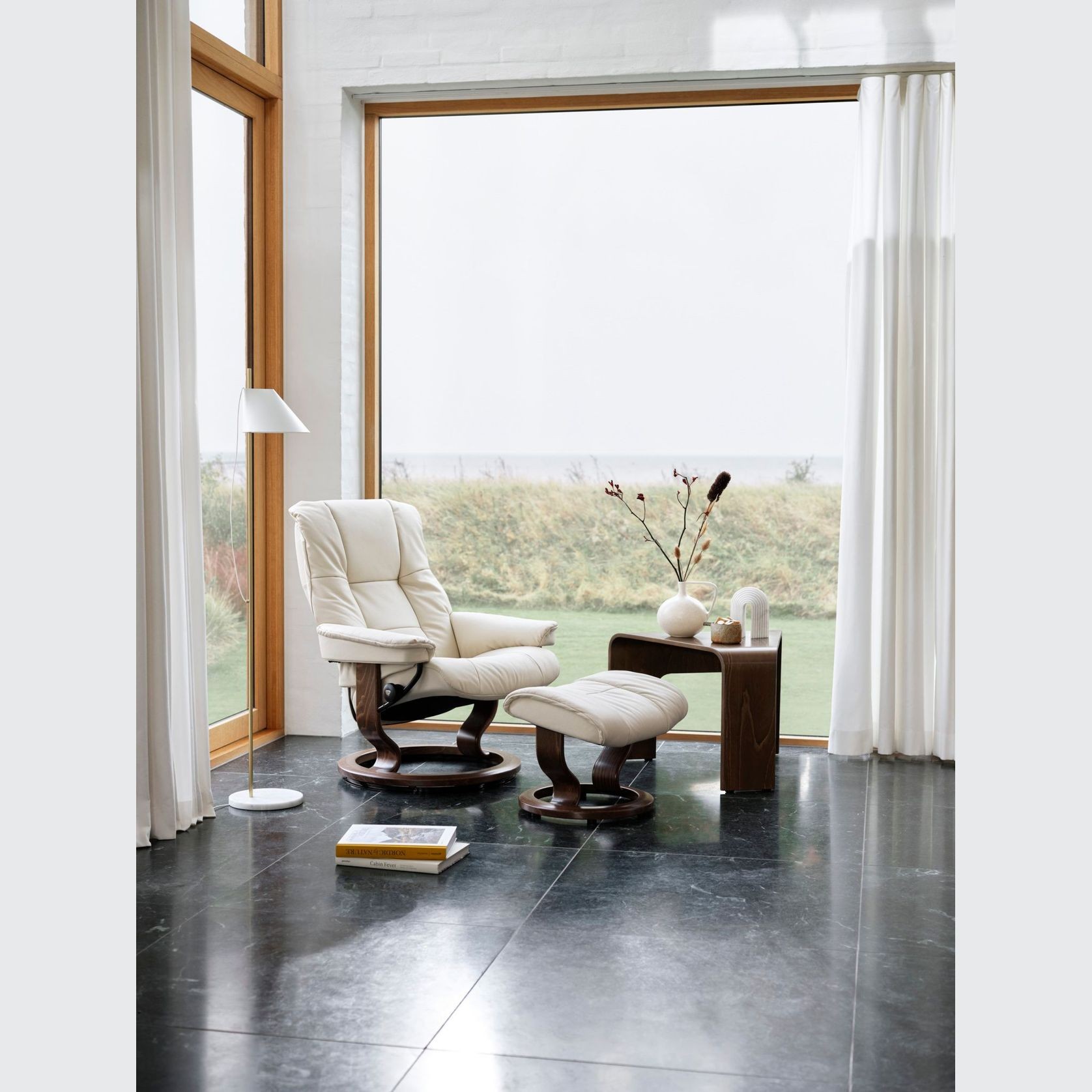 Stressless® Mayfair (M) Classic Recliner gallery detail image