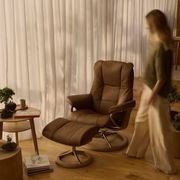 Stressless® Mayfair Signature Recliner gallery detail image