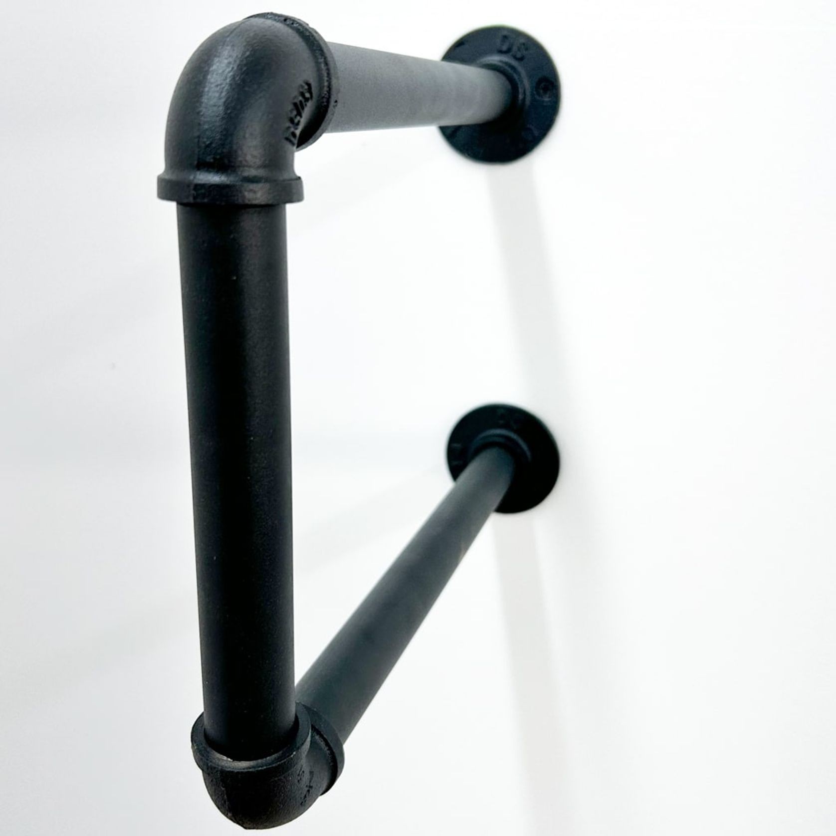 Clothing Rail Display System gallery detail image