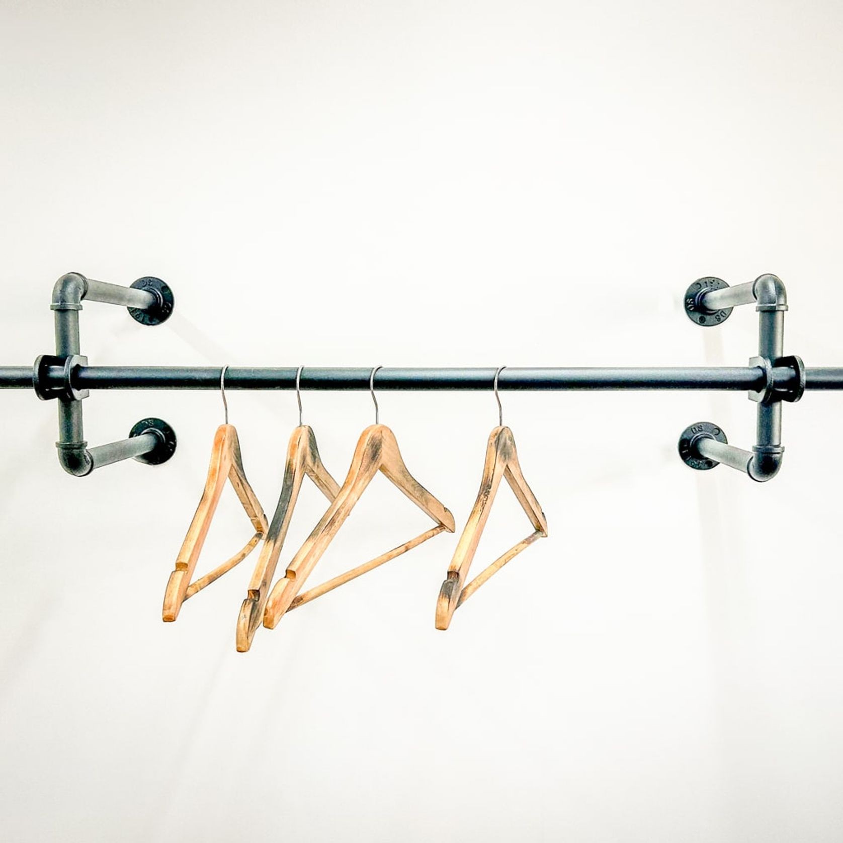 Clothing Rail Display System gallery detail image