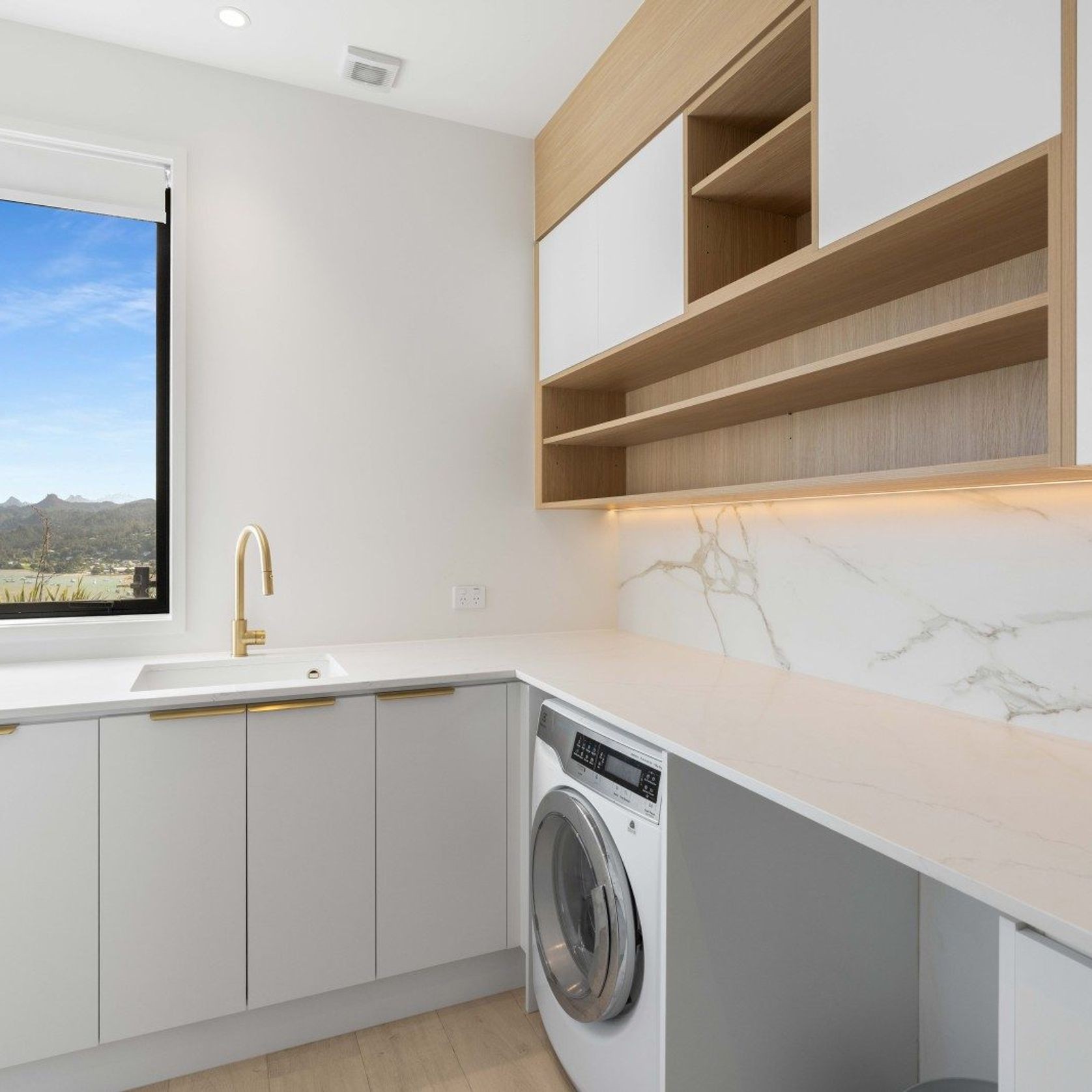 Roller Blinds gallery detail image