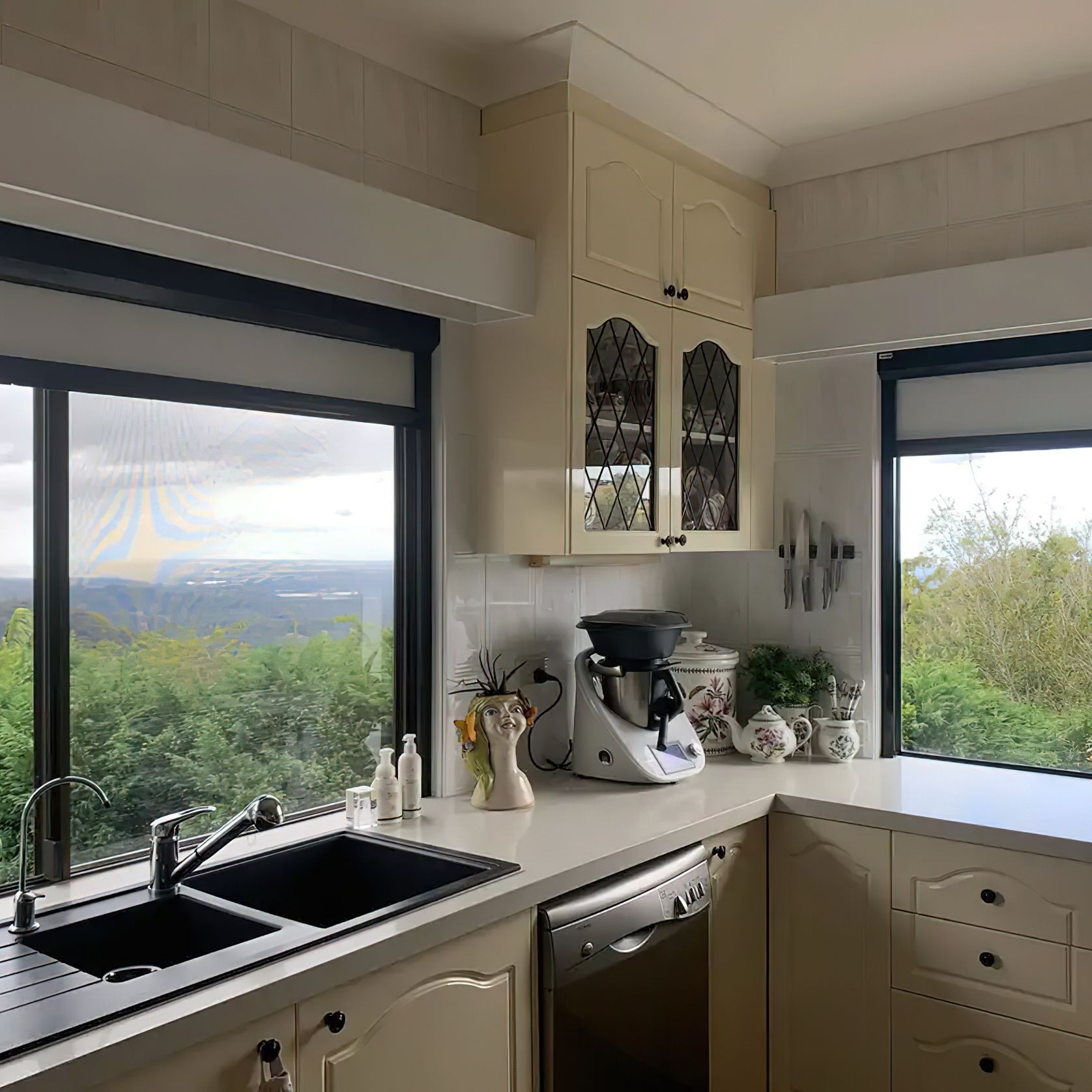 BlackOut Blind : Kitchen Window gallery detail image