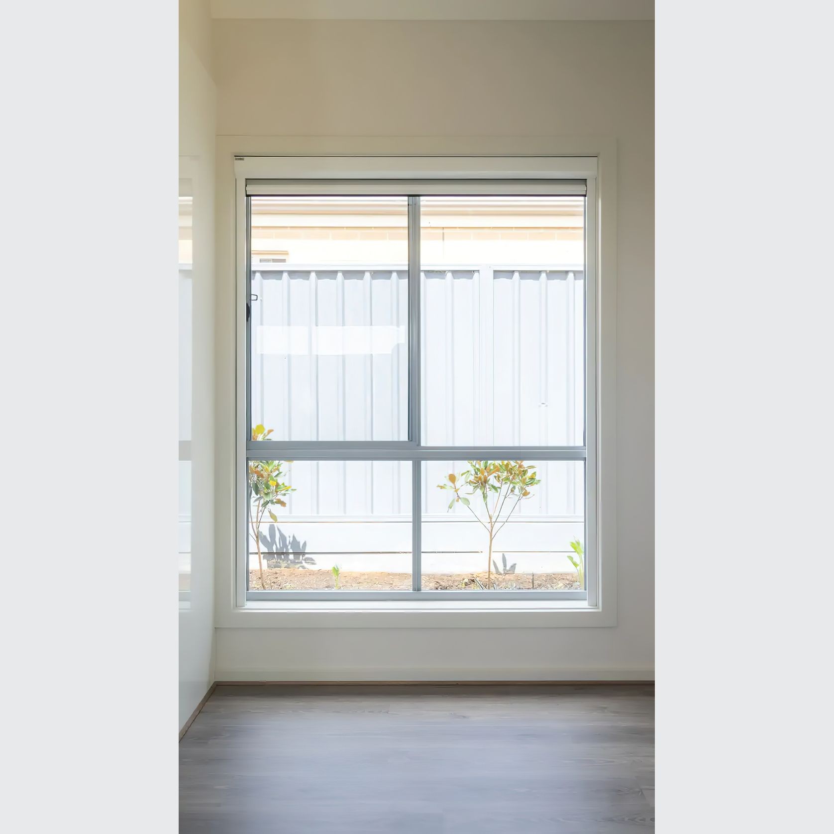 ScreenAway | Indoor BlackOut Blind gallery detail image