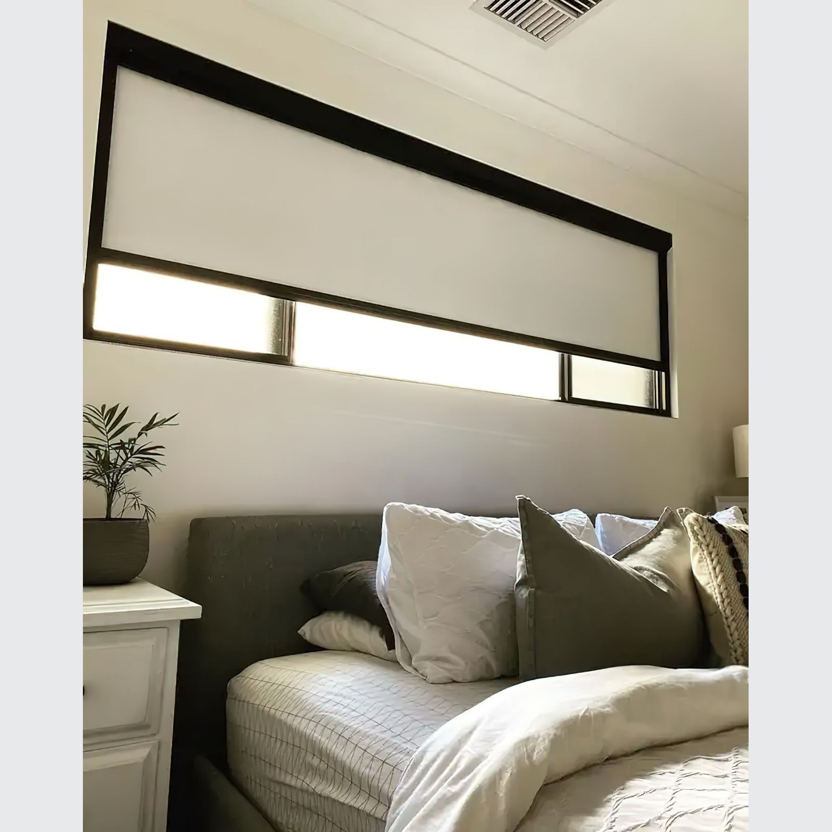 BlackOut Blind : Bedroom Window gallery detail image