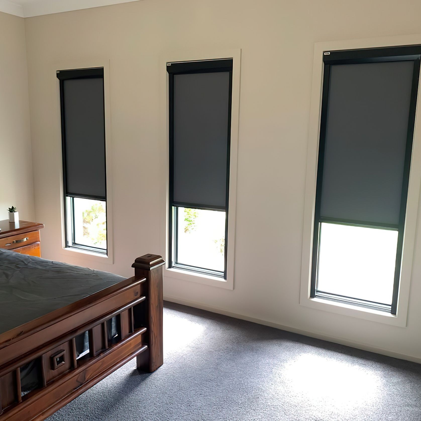 BlackOut Blind : Bedroom Window gallery detail image