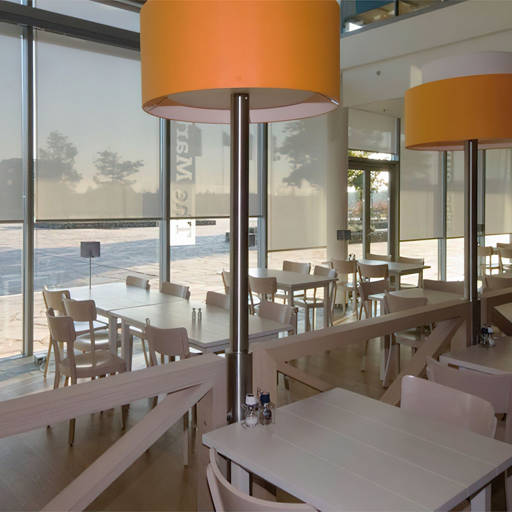 Silent Gliss Roller Blind System gallery detail image