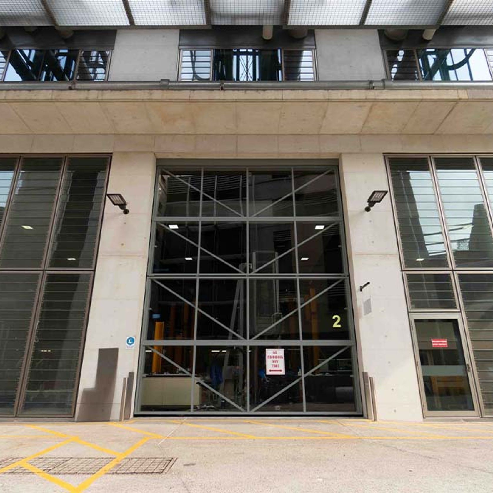 SC4000 Four-Leaf Foldaway Counterweight Balanced Door | Counterweight Doors gallery detail image