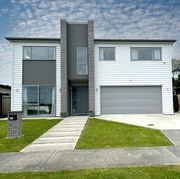 Smooth Sectional Garage Door gallery detail image