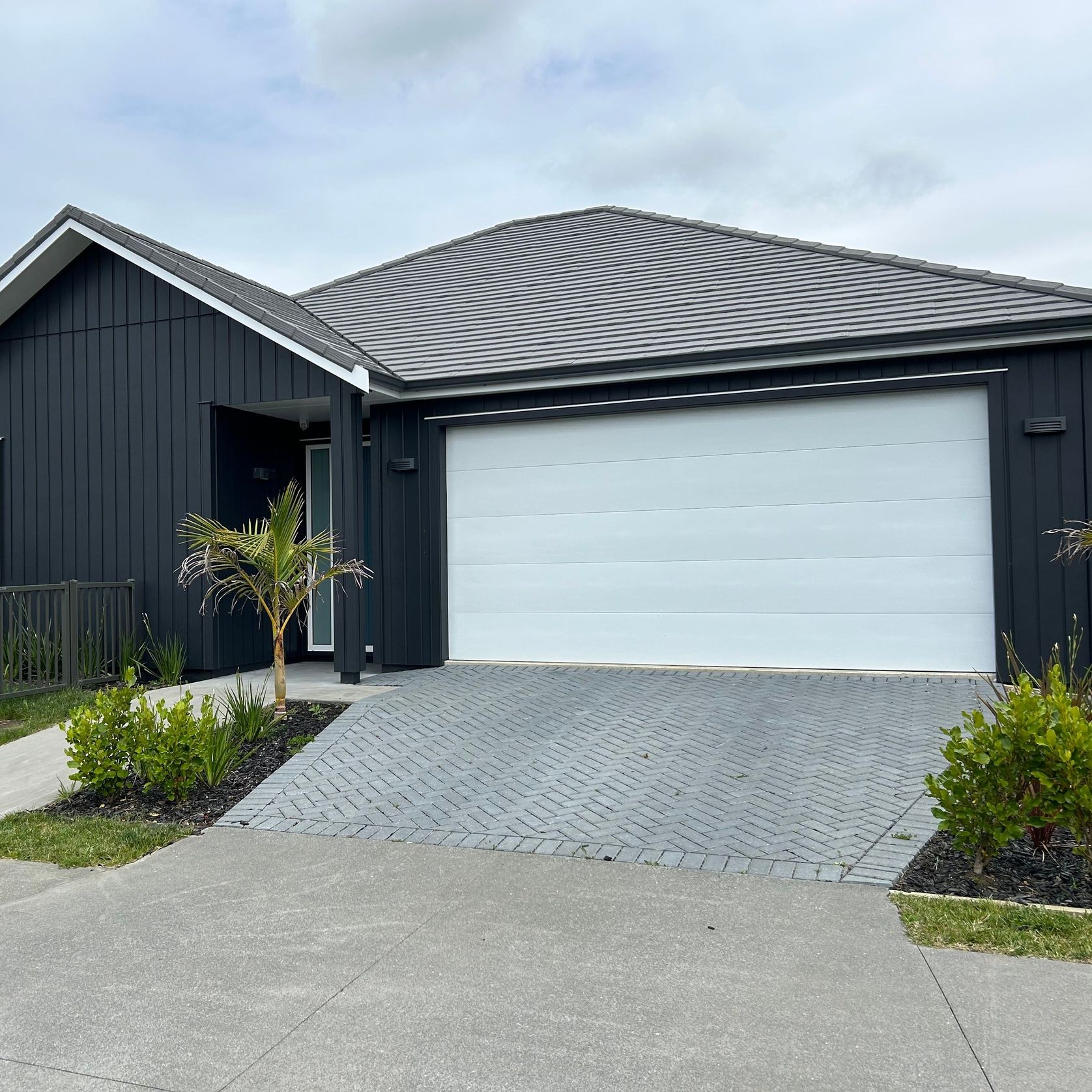 Colorsteel® Sectional Garage Door gallery detail image