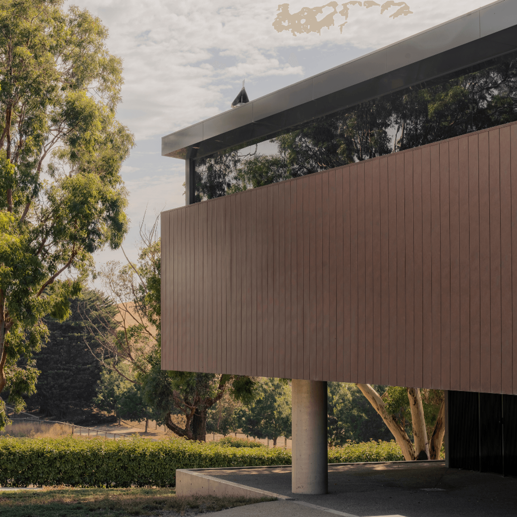 UniCote® LUX | Weathered Iron gallery detail image