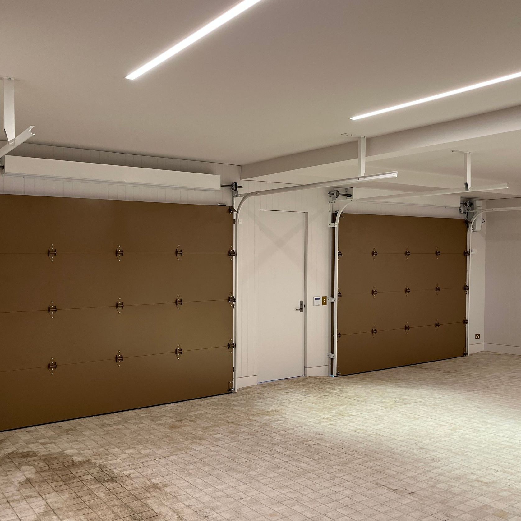 Custom Insulated Garage Door gallery detail image