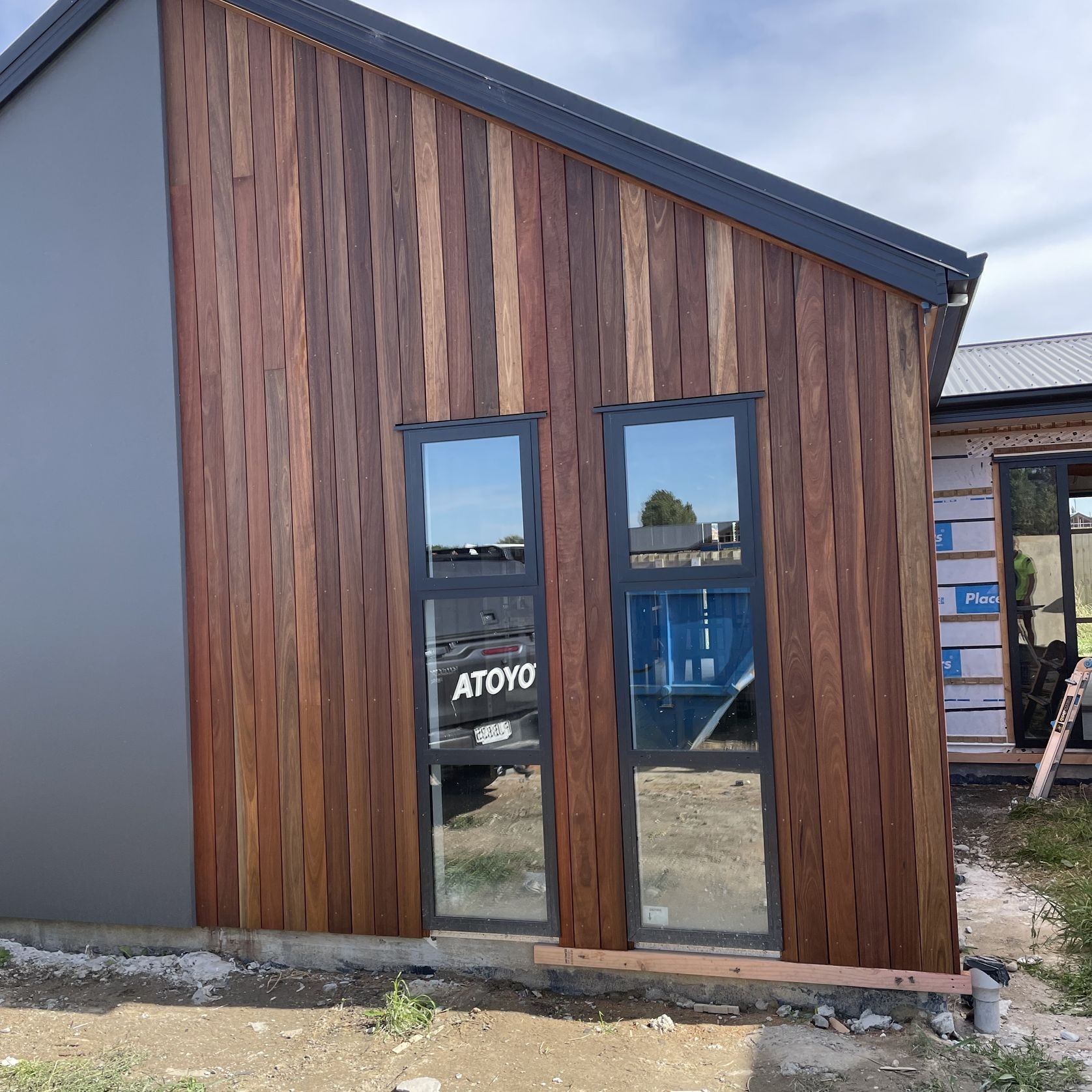 Spotted Gum Vertical Hardwood Cladding gallery detail image