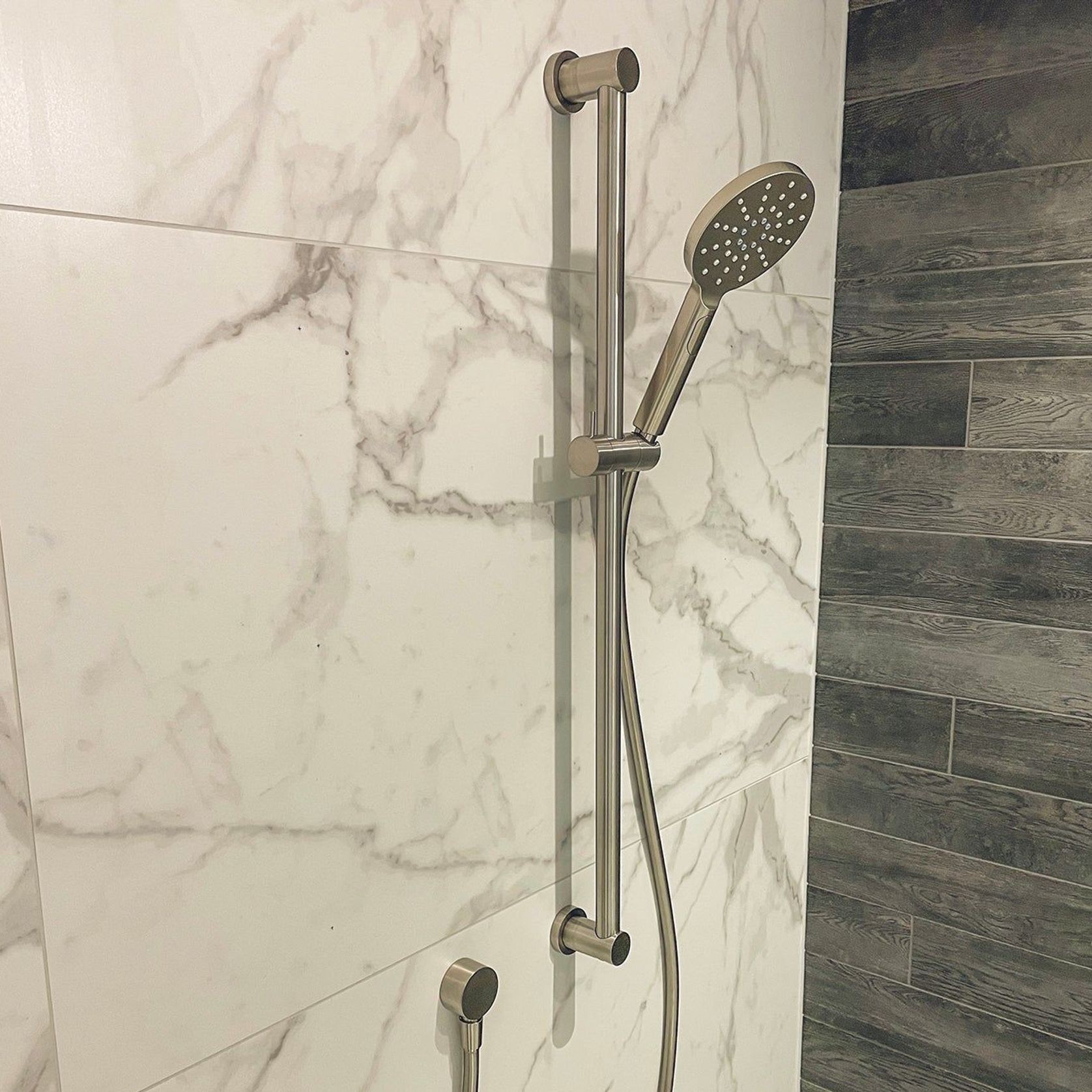 Code Lamone Round Slide Showers gallery detail image