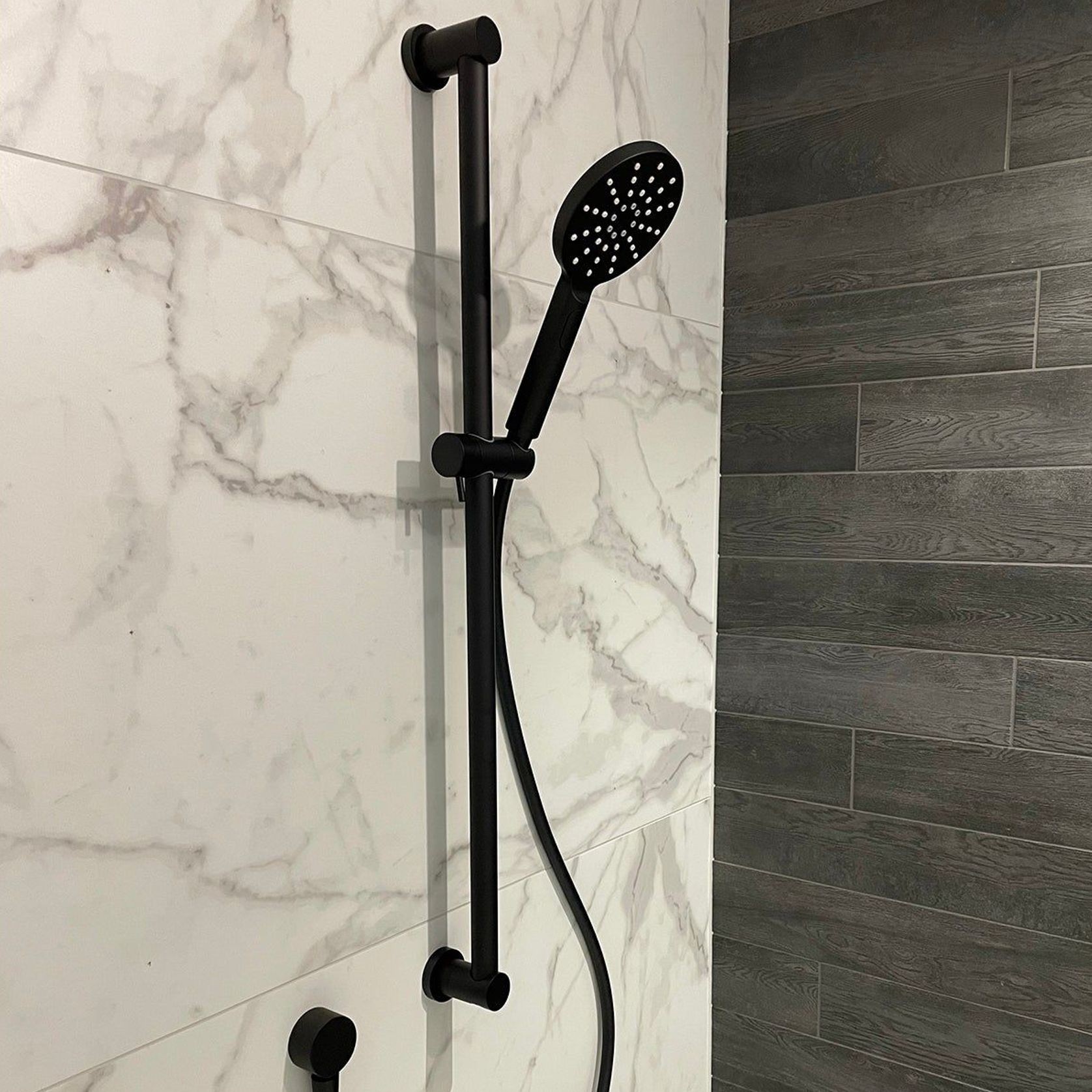 Code Lamone Round Slide Showers gallery detail image