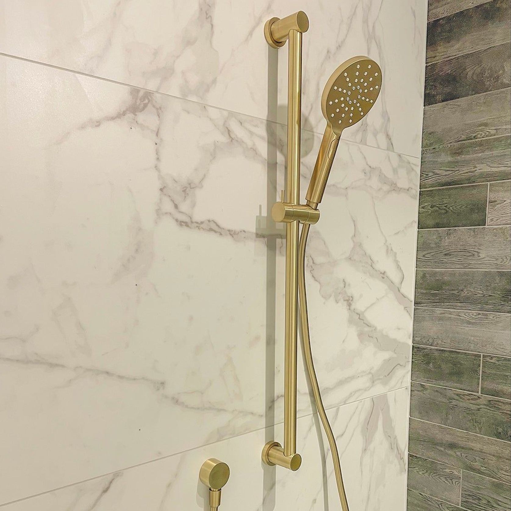 Code Lamone Round Slide Showers gallery detail image