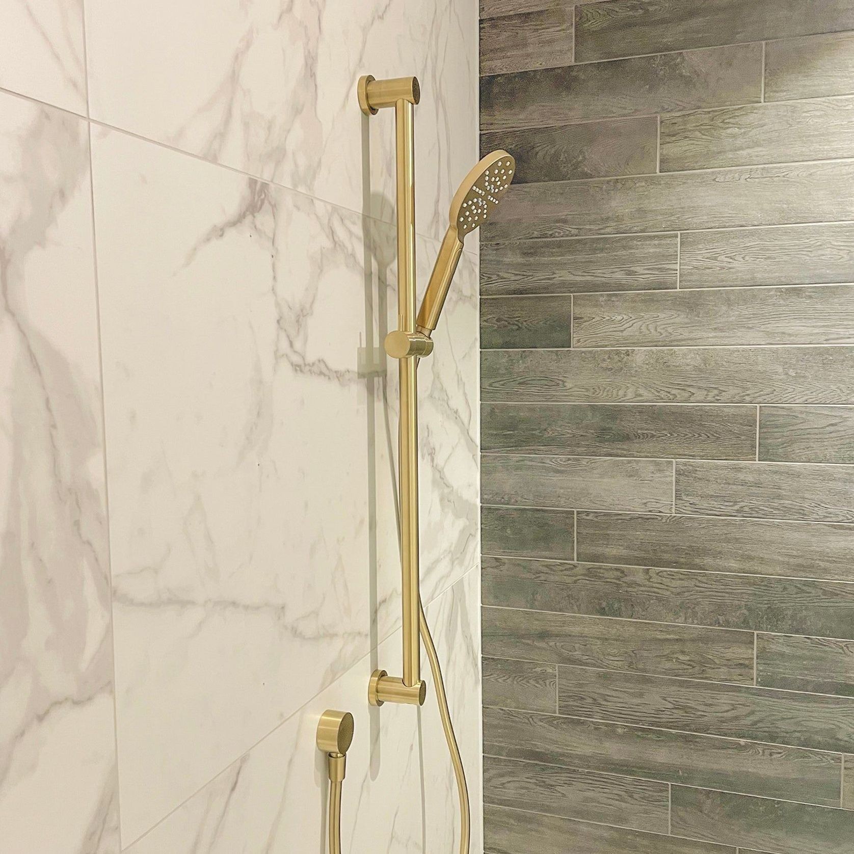 Code Lamone Round Slide Showers gallery detail image