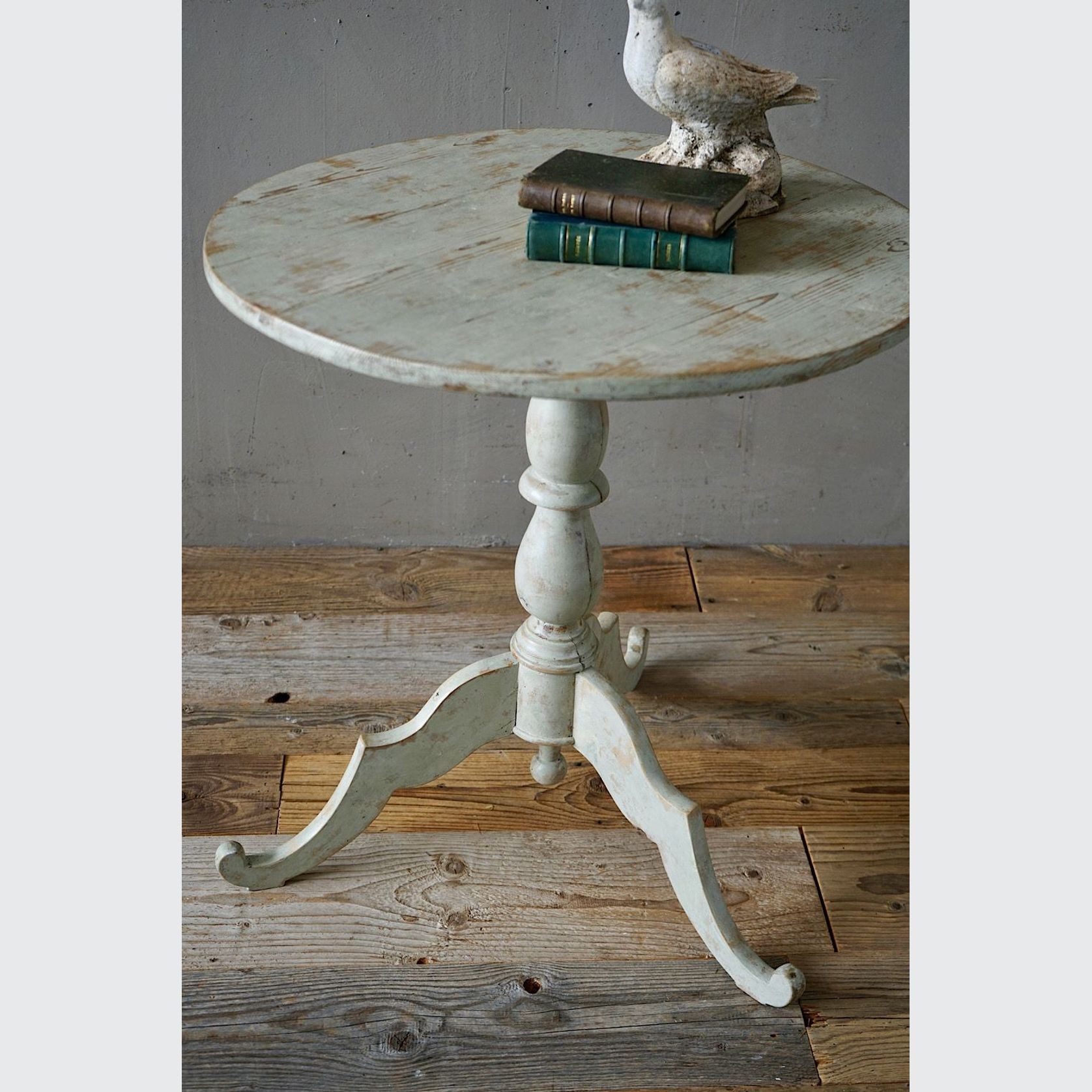 Antique Painted Swedish Side Table gallery detail image