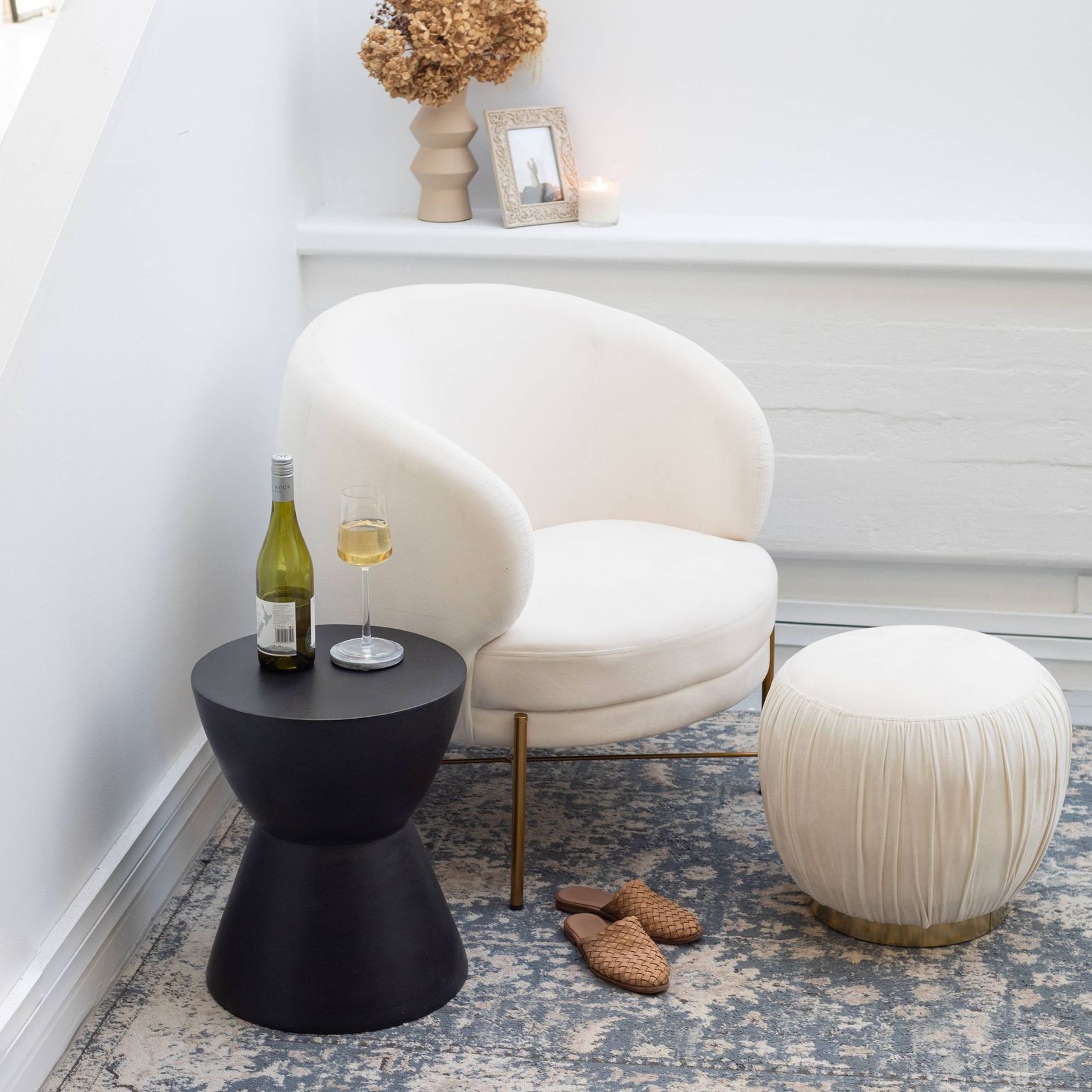 Westside Round Accent Table - Black gallery detail image